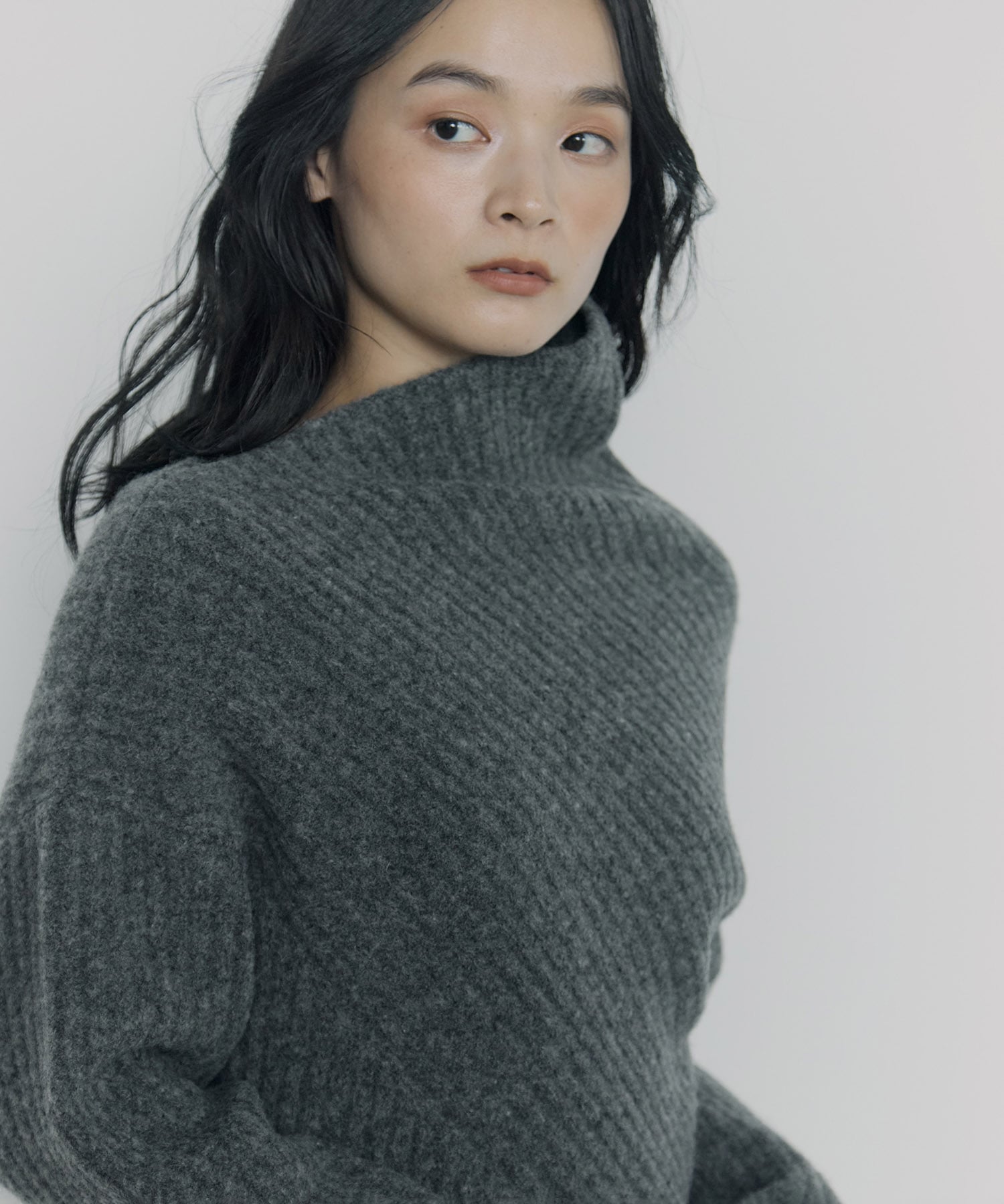 Unbalance Knit UJOH