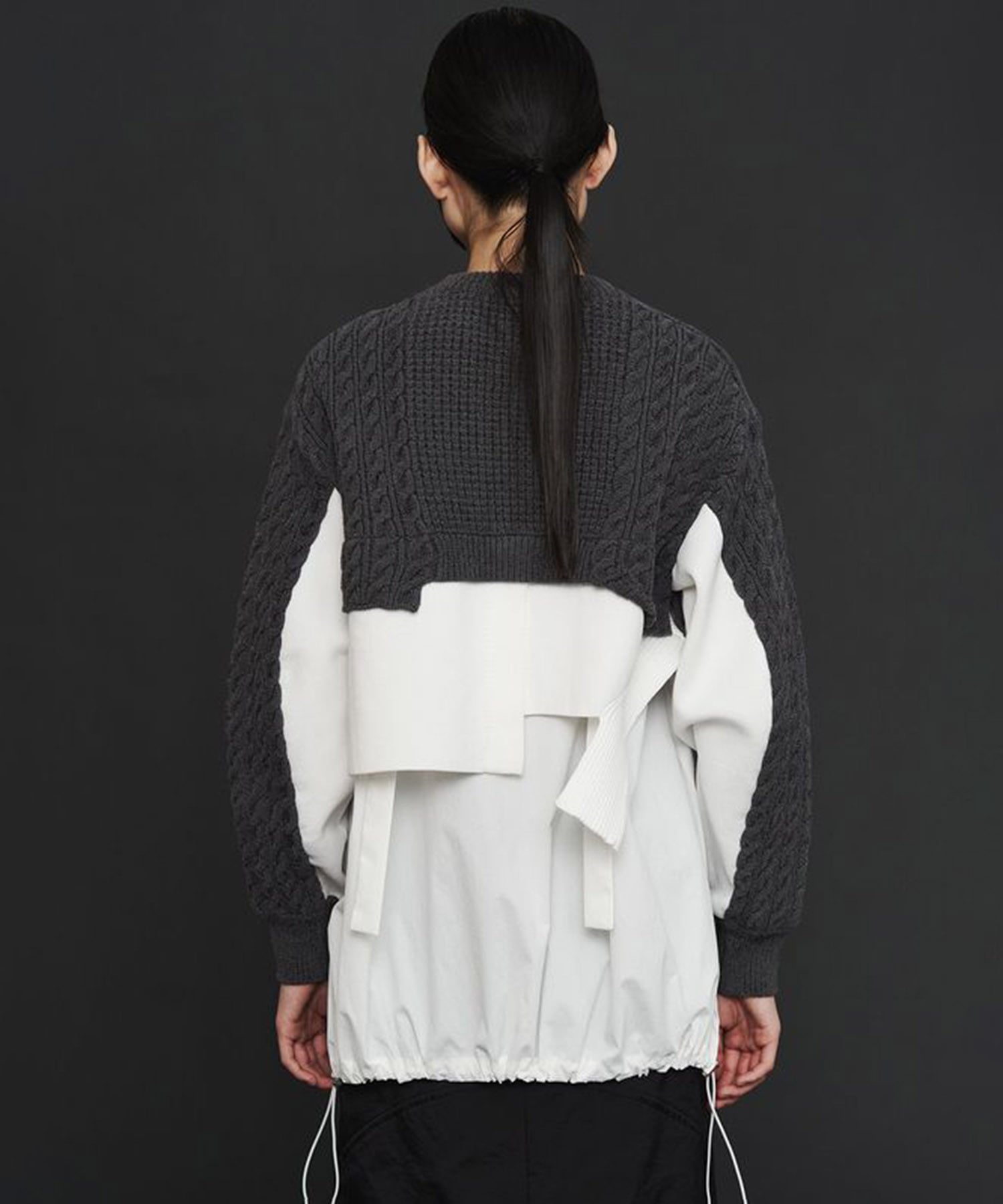 CABLE LAYER SHORT KNIT TOP UN3D.