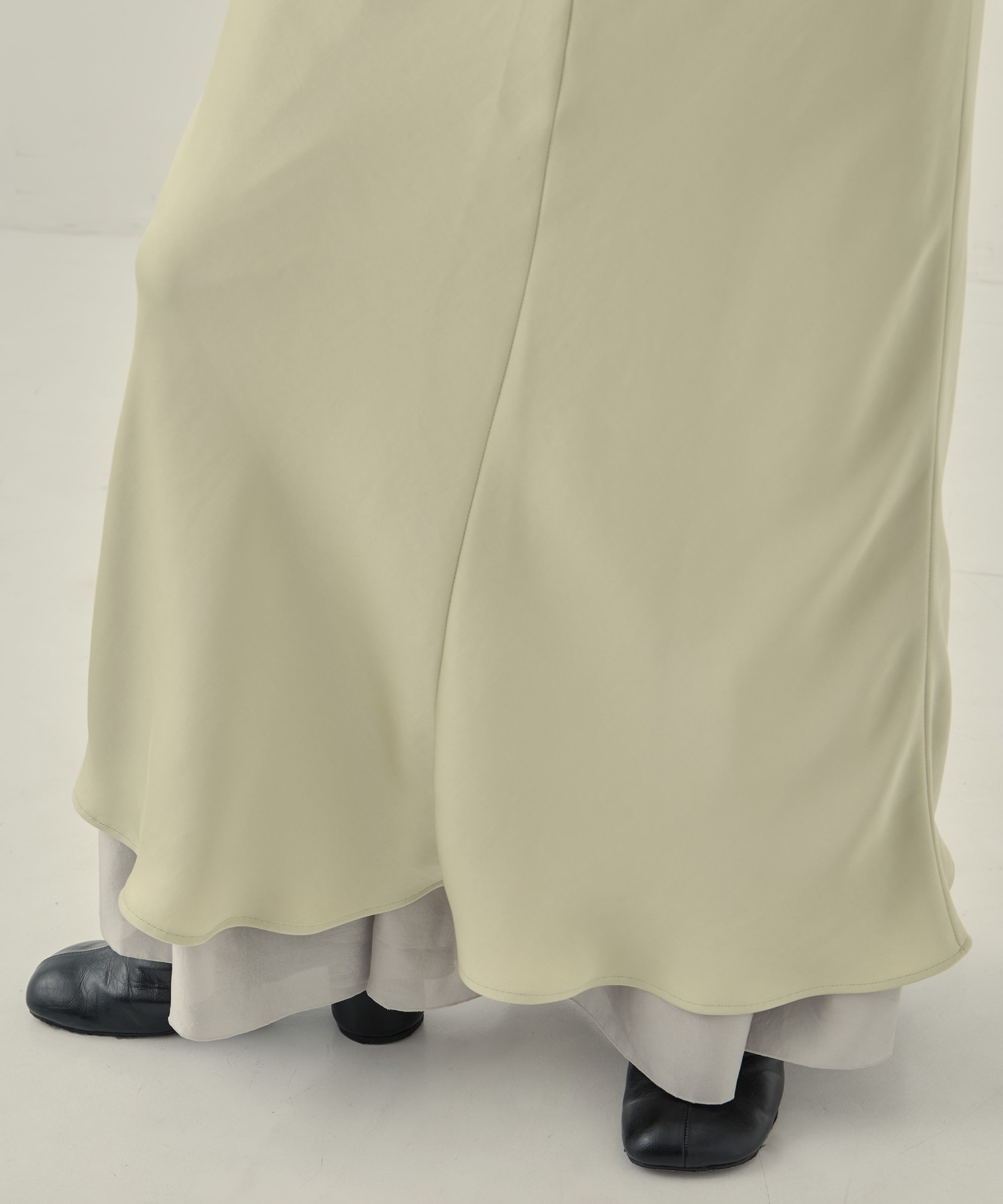 LAYERED SATIN MERMAID SKIRT STUDIOUS