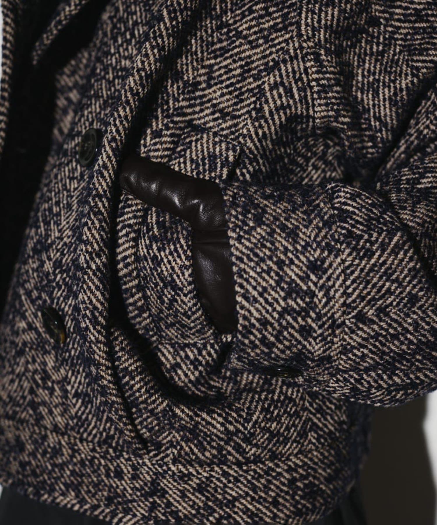 Loop kersey over CT RIM.ARK