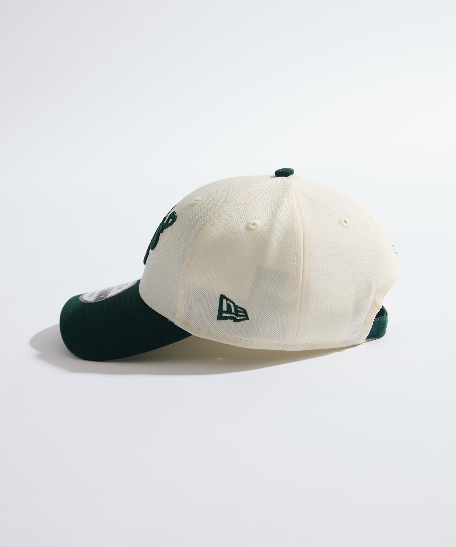 x Newera Athletics Cap BASICKS