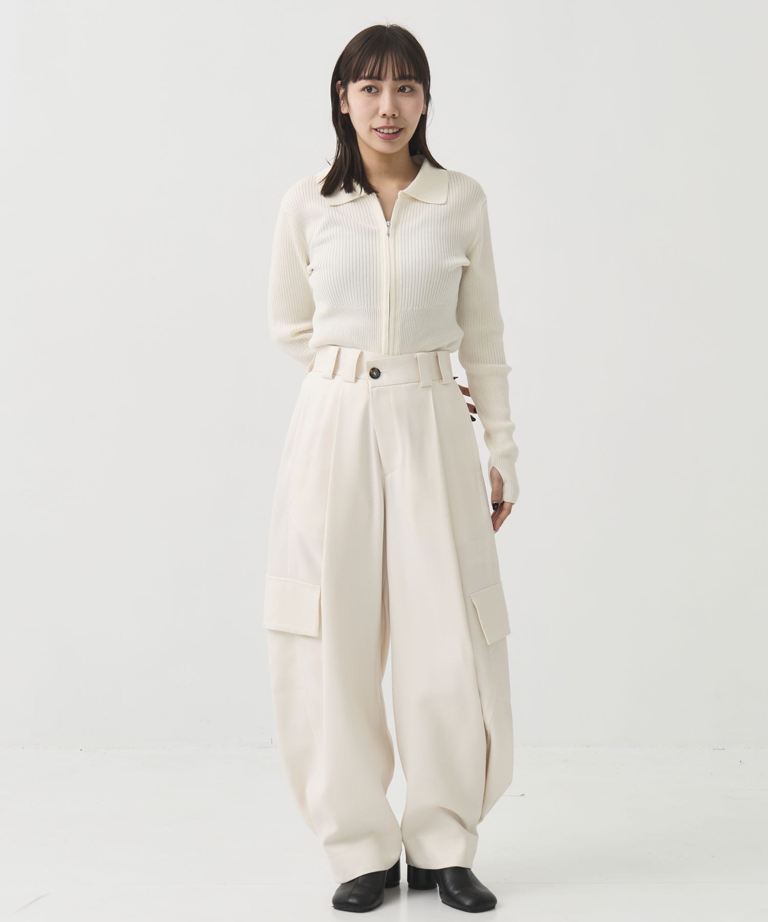 Barrel Leg Cargo Trousers STUDIOUS