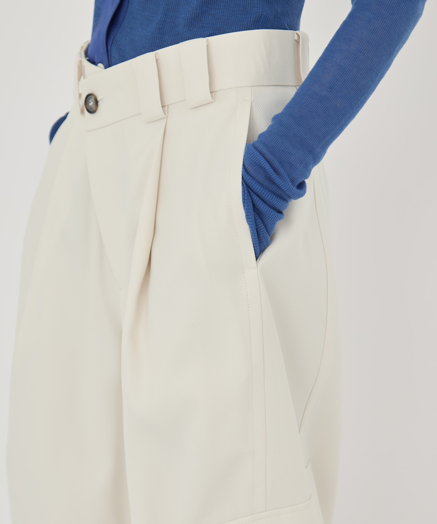 Barrel Leg Cargo Trousers STUDIOUS