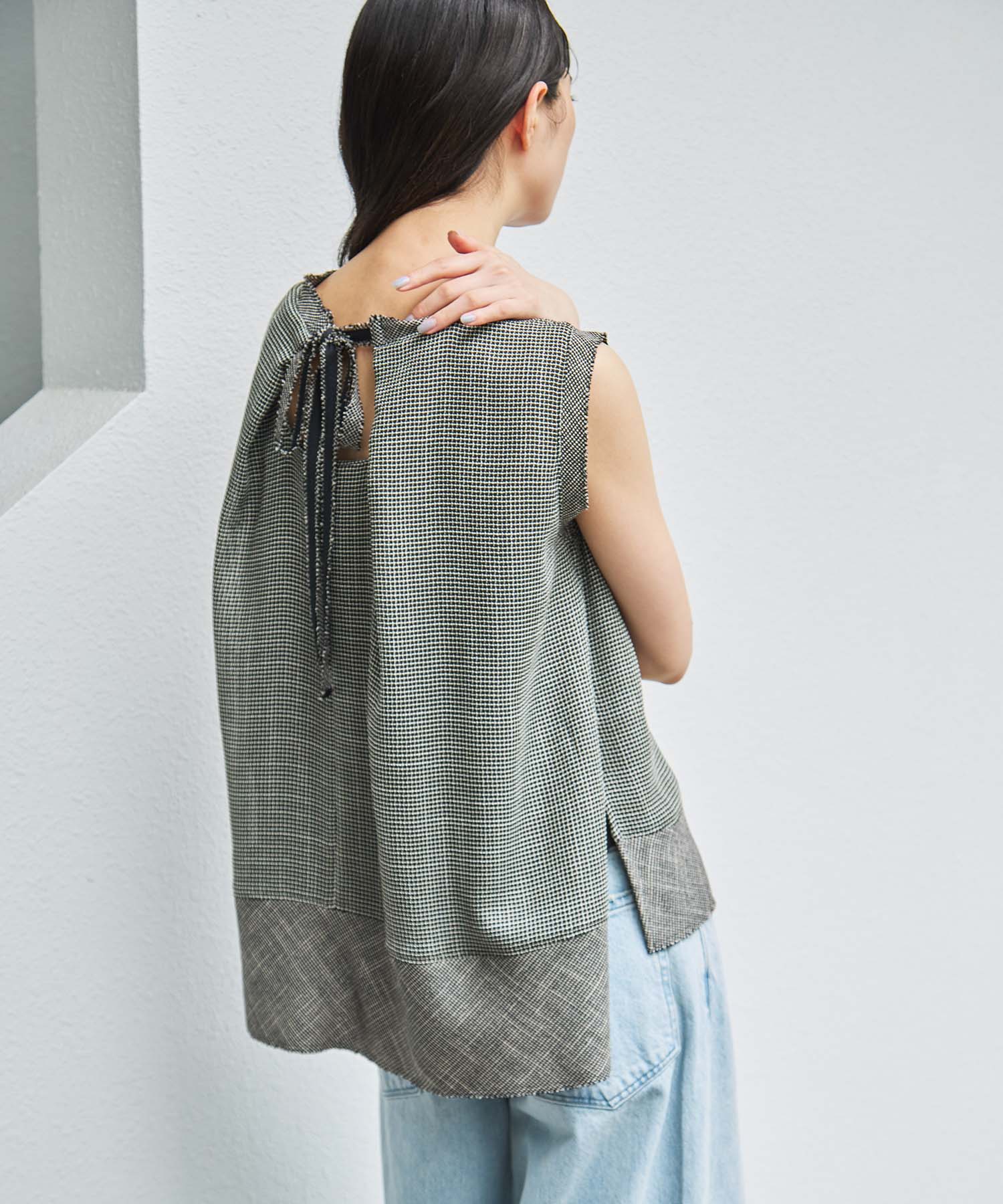 Sleeveless Washable Mesh Blouse 