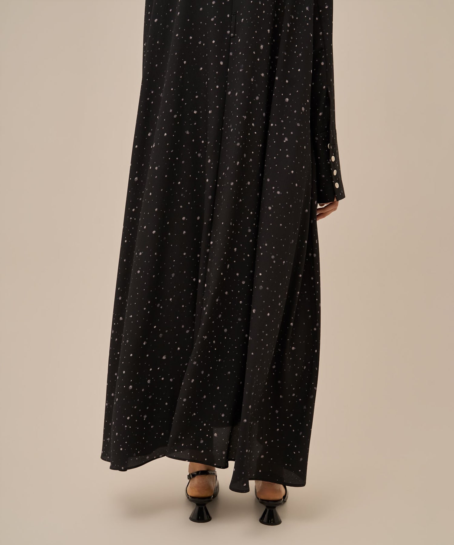 Yasetsu dress AKIRANAKA