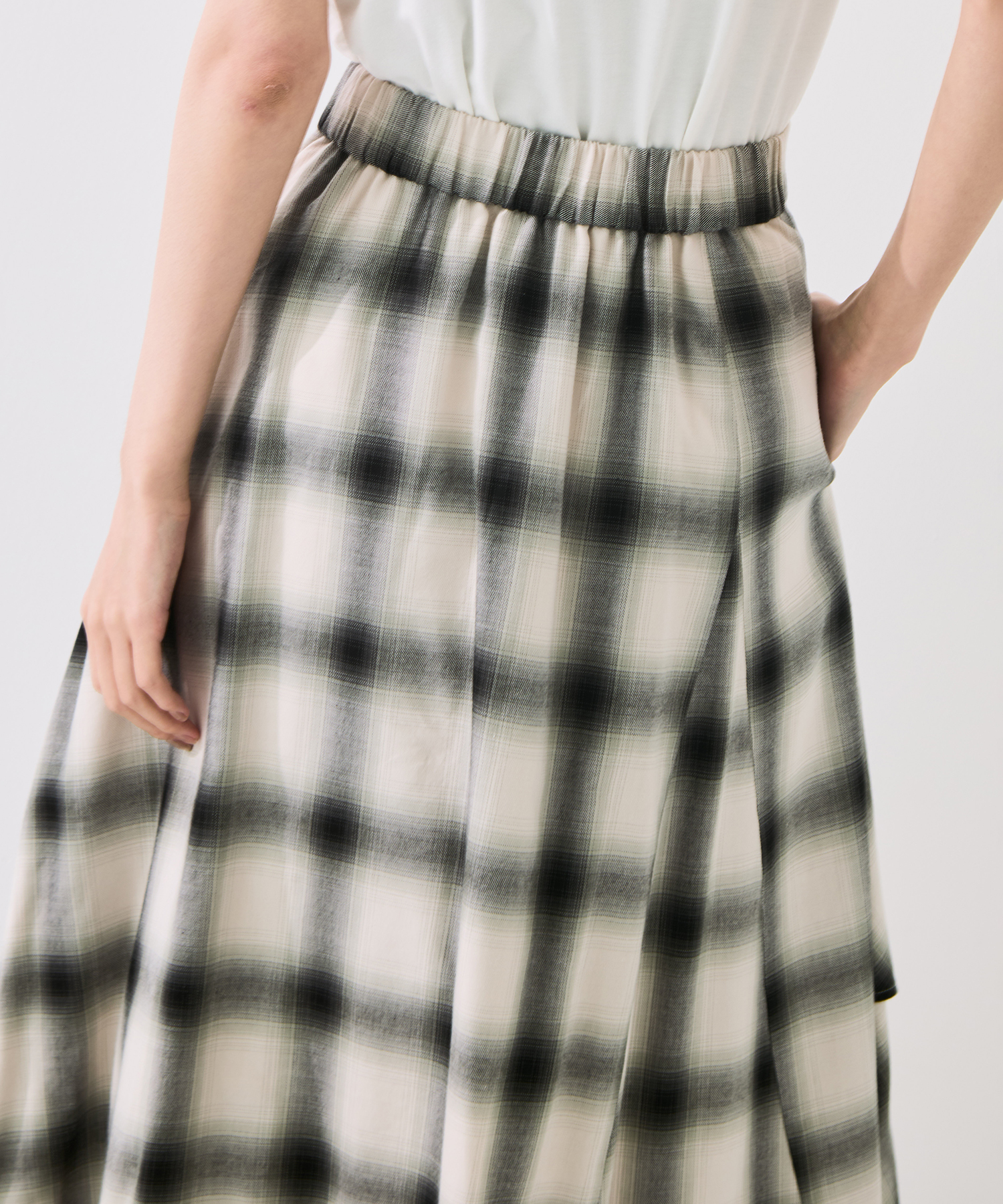 Layered Flare Skirt STUDIOUS