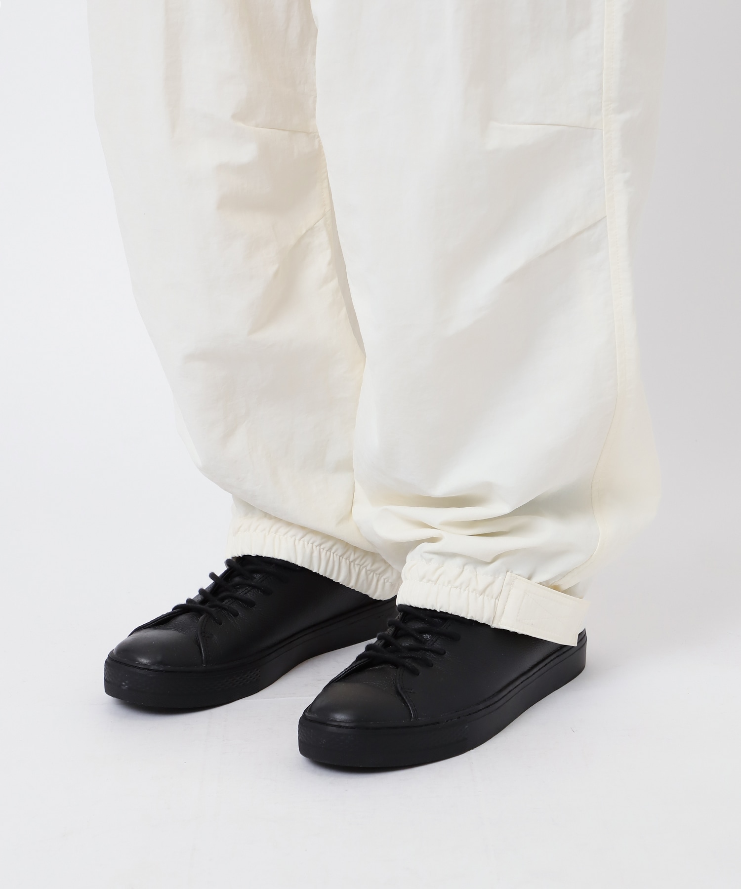 別注 9242-CP01-001 ×WILD THINGS EASY PANTS WHITE EDITION N.HOOLYWOOD