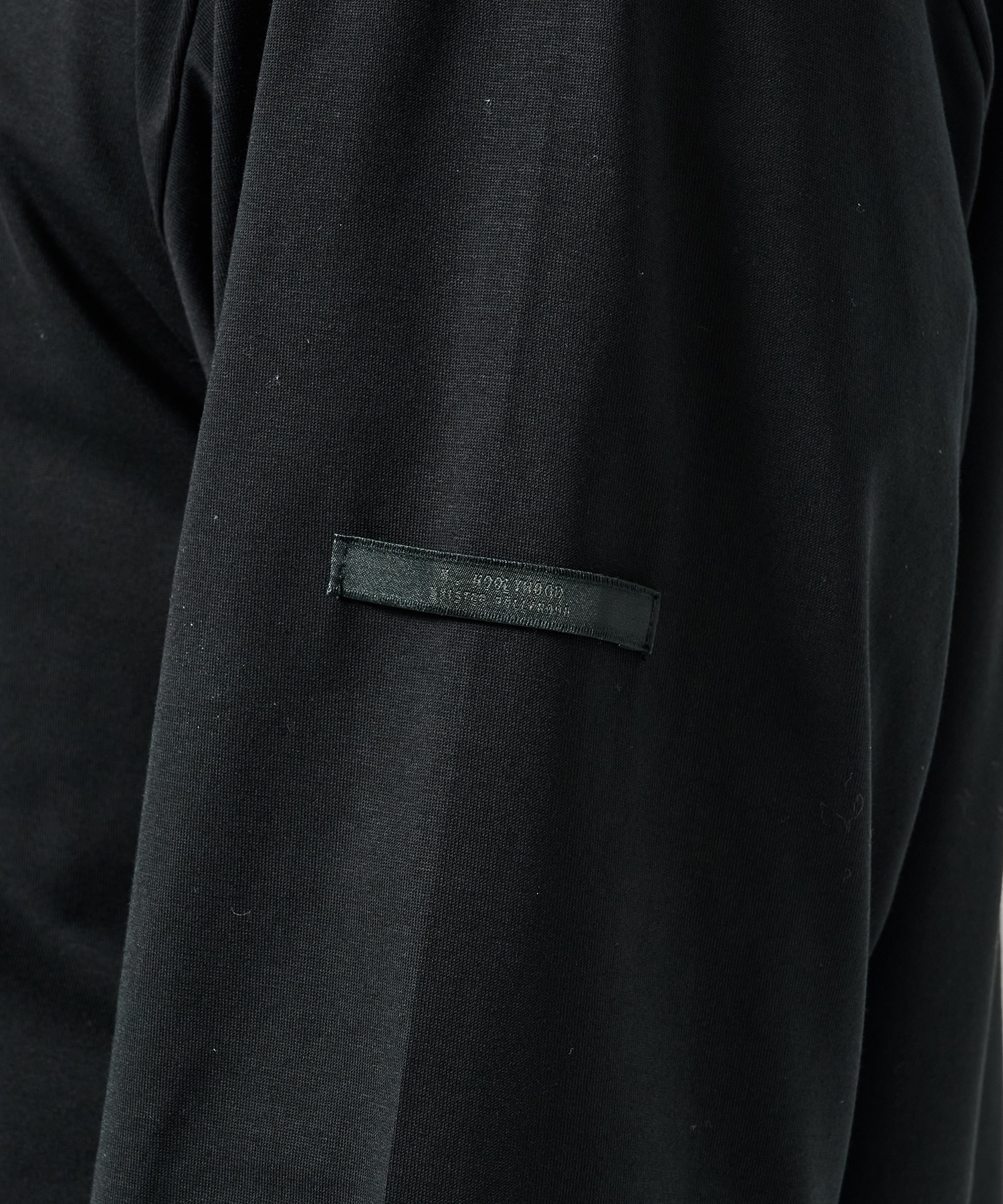 2251-CS10-022 L/S TEE N.HOOLYWOOD