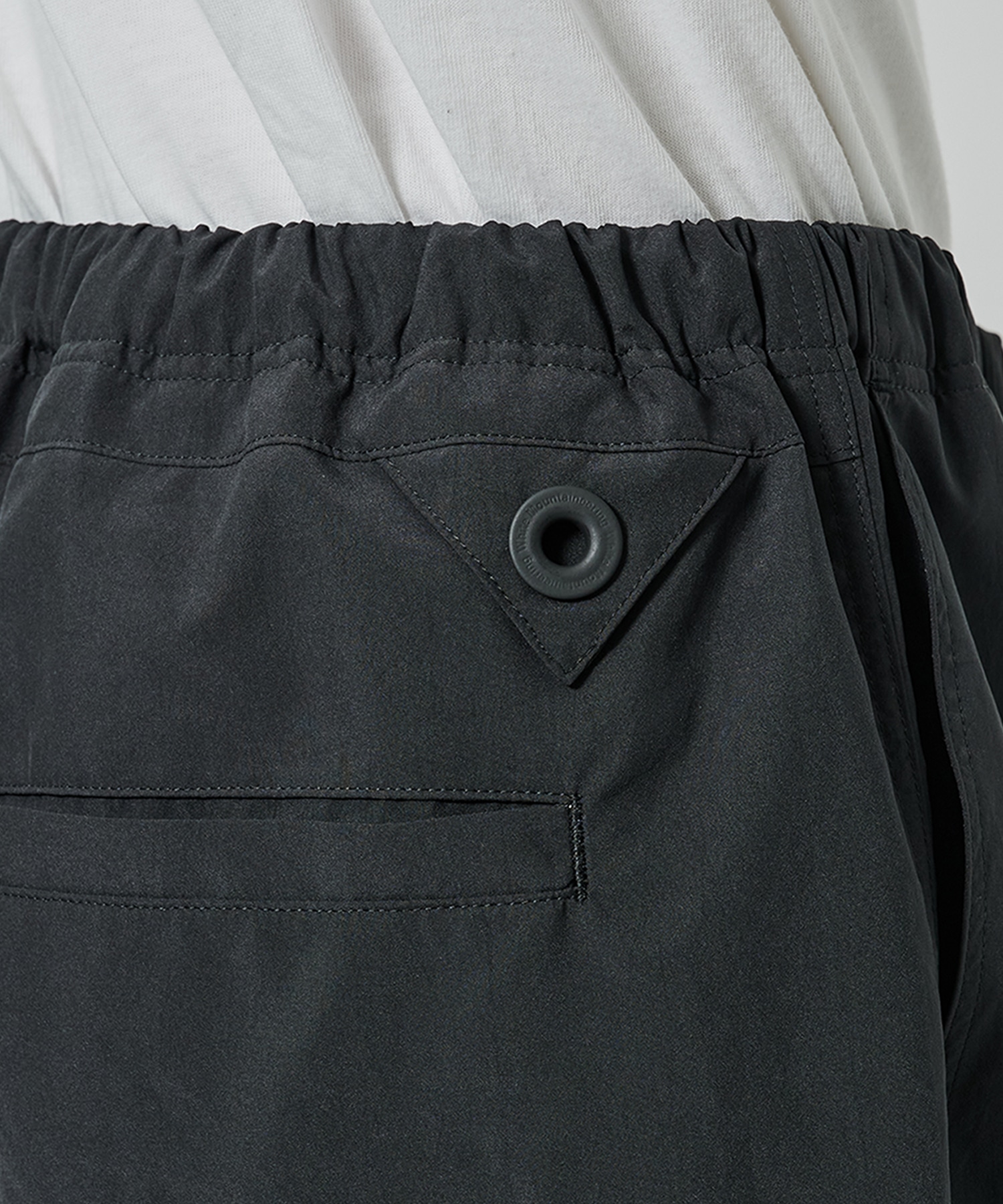 〈別注〉 ONE EYELET ACTIVE SHORTS White Mountaineering