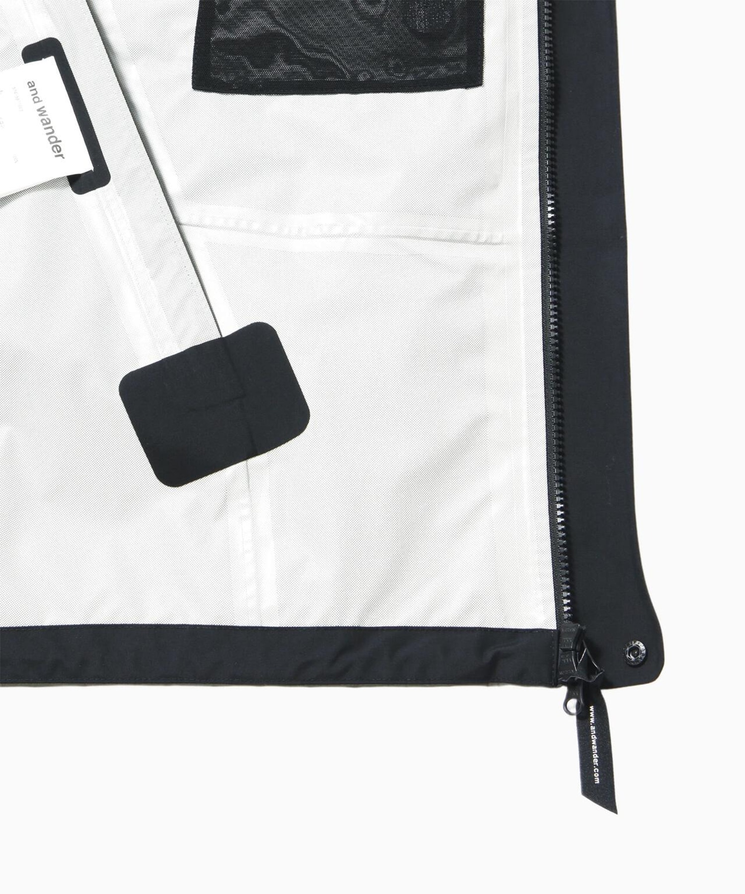 2.5L hiker rain jacket and wander