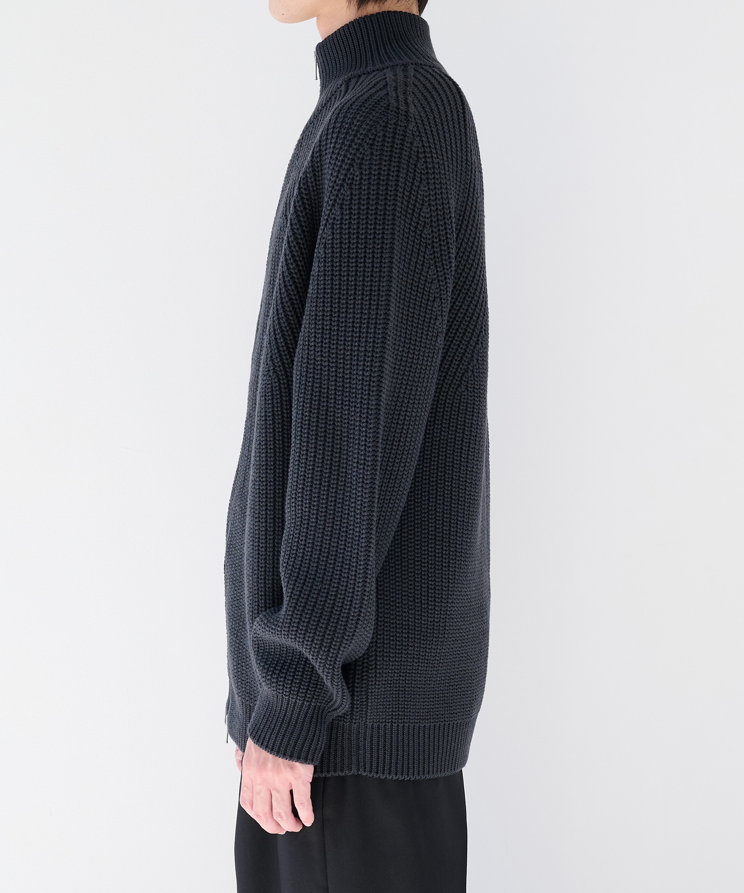 SIGNATURE DRIVERS KNIT BATONER