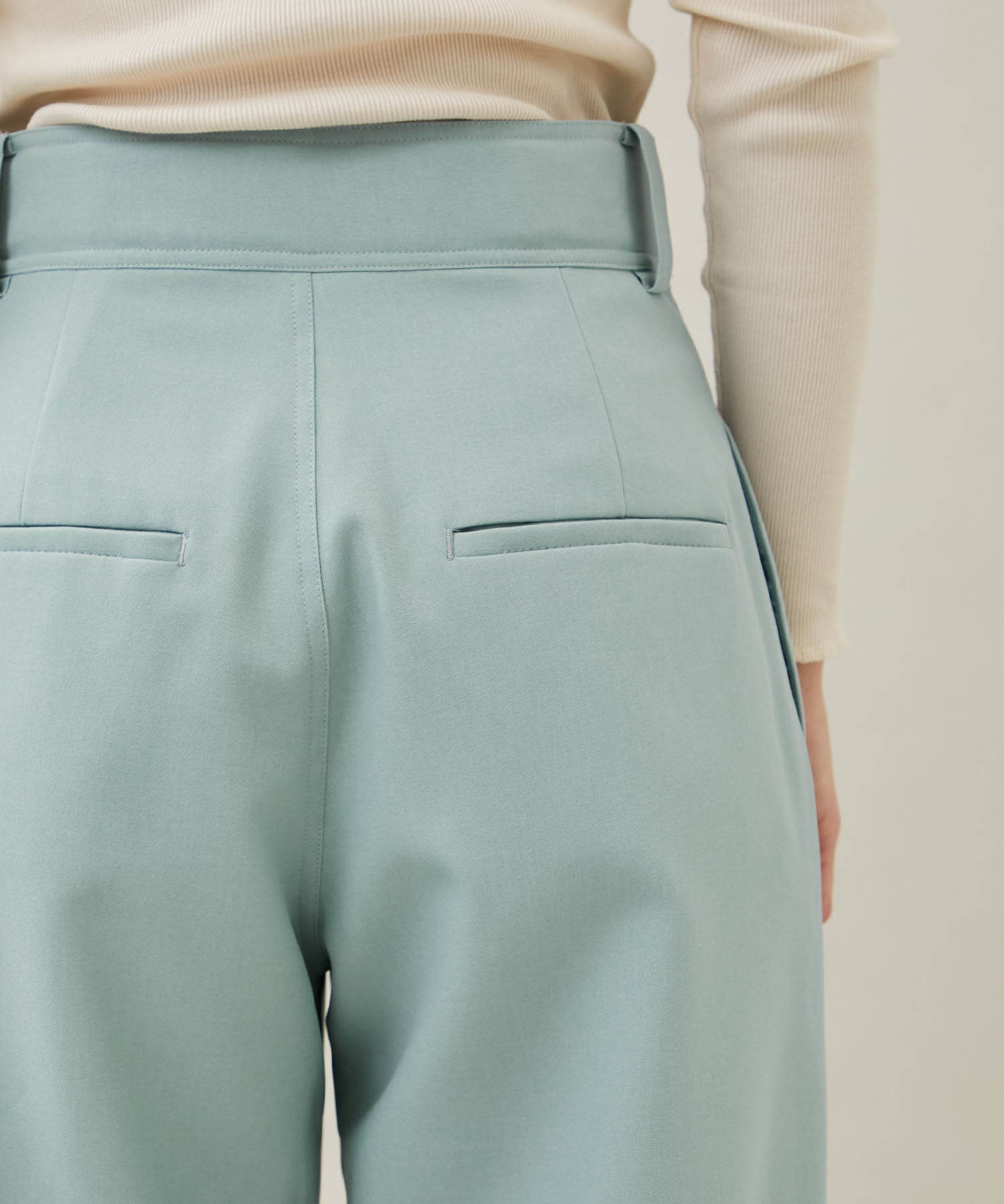 タックワイドパンツ MATURED