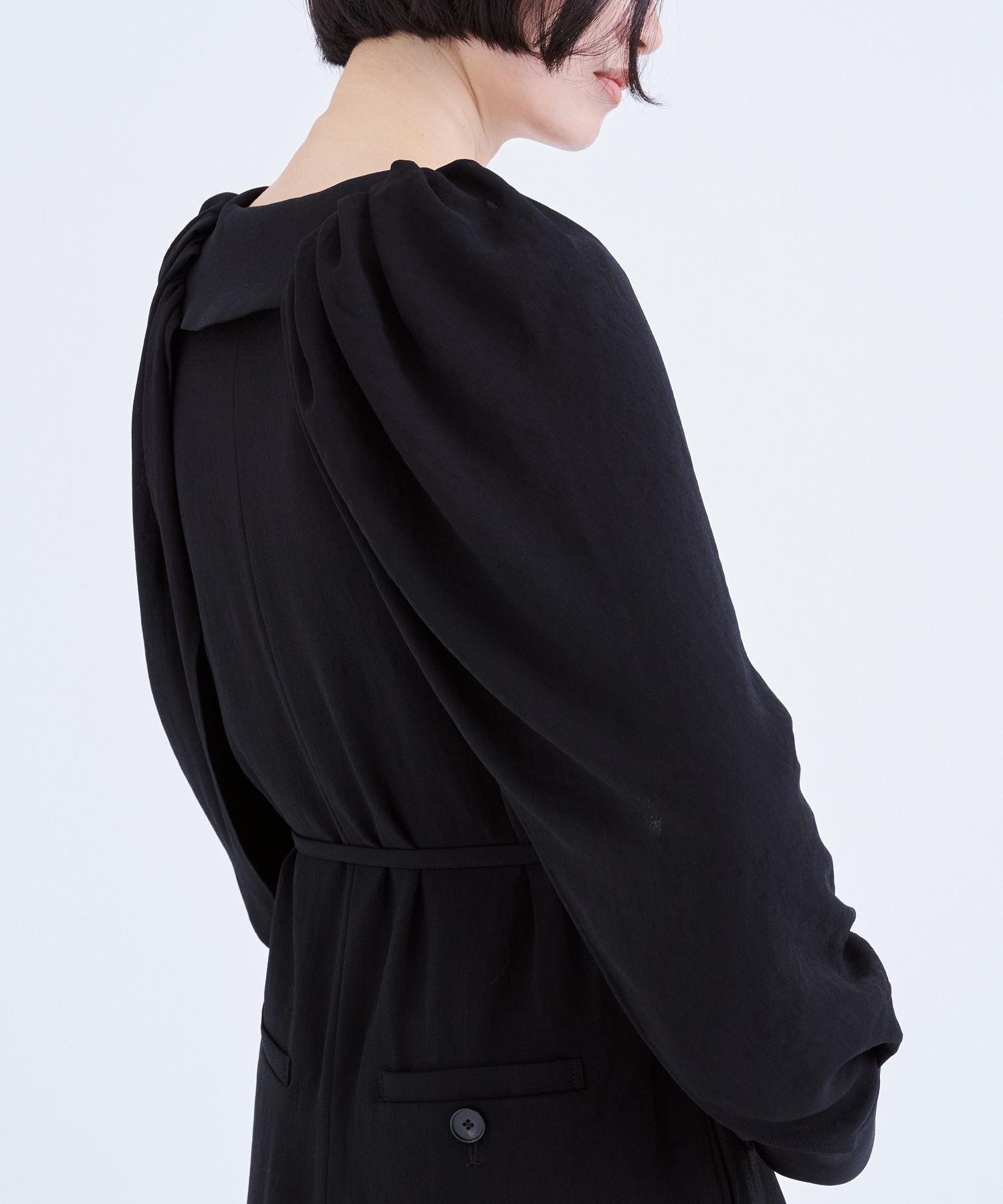 Beata wrap sleeve jumpsuit BK AKIRANAKA