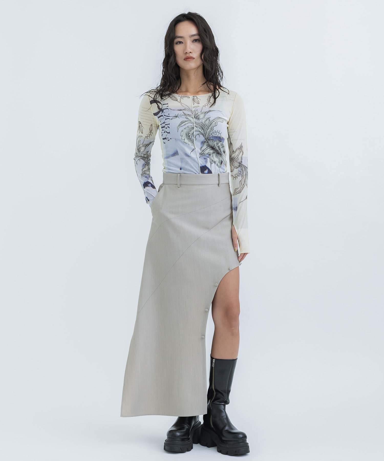 Wave Slashed Skirt STUDIOUS