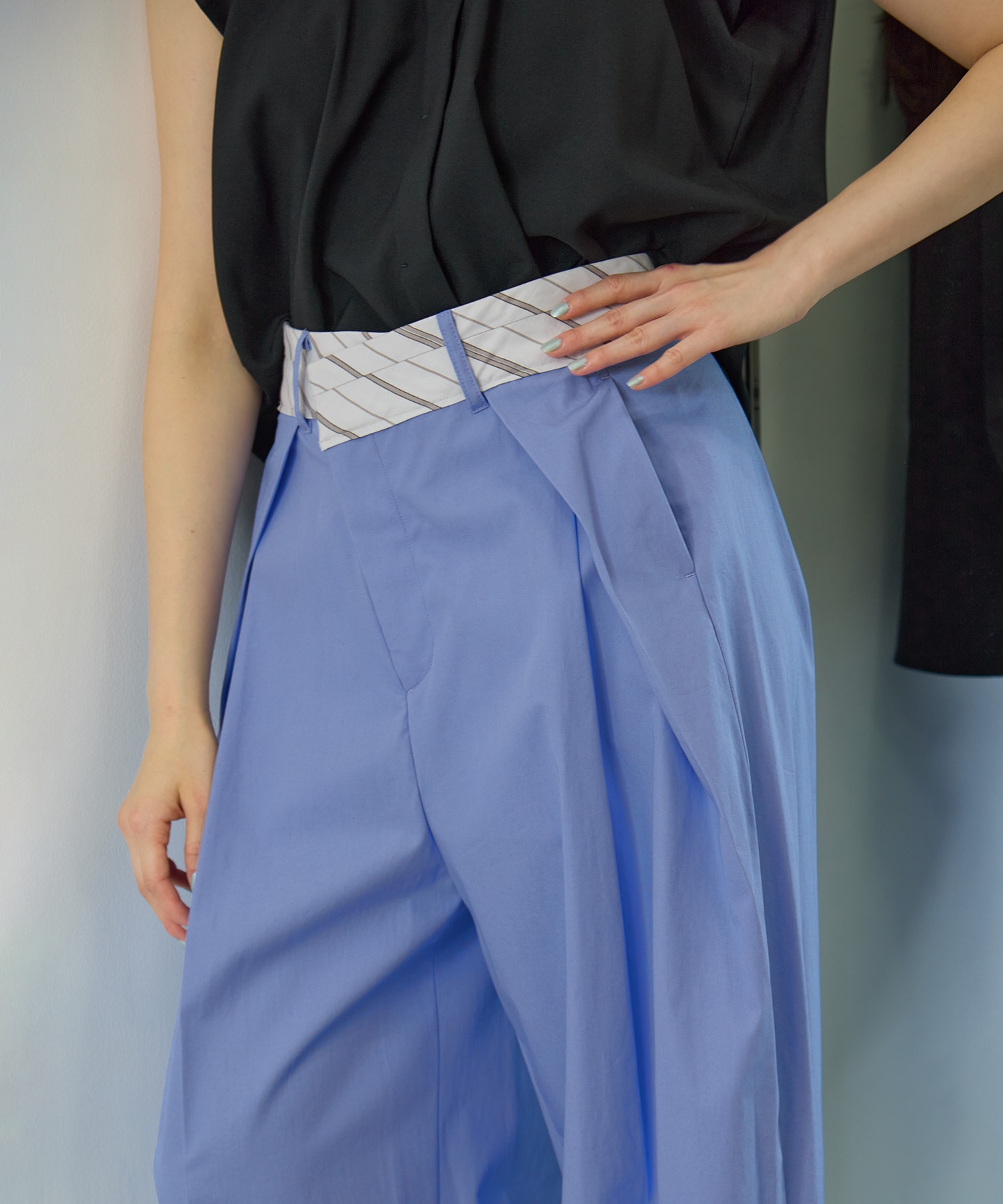 Cotton Tucked Trousers STUDIOUS