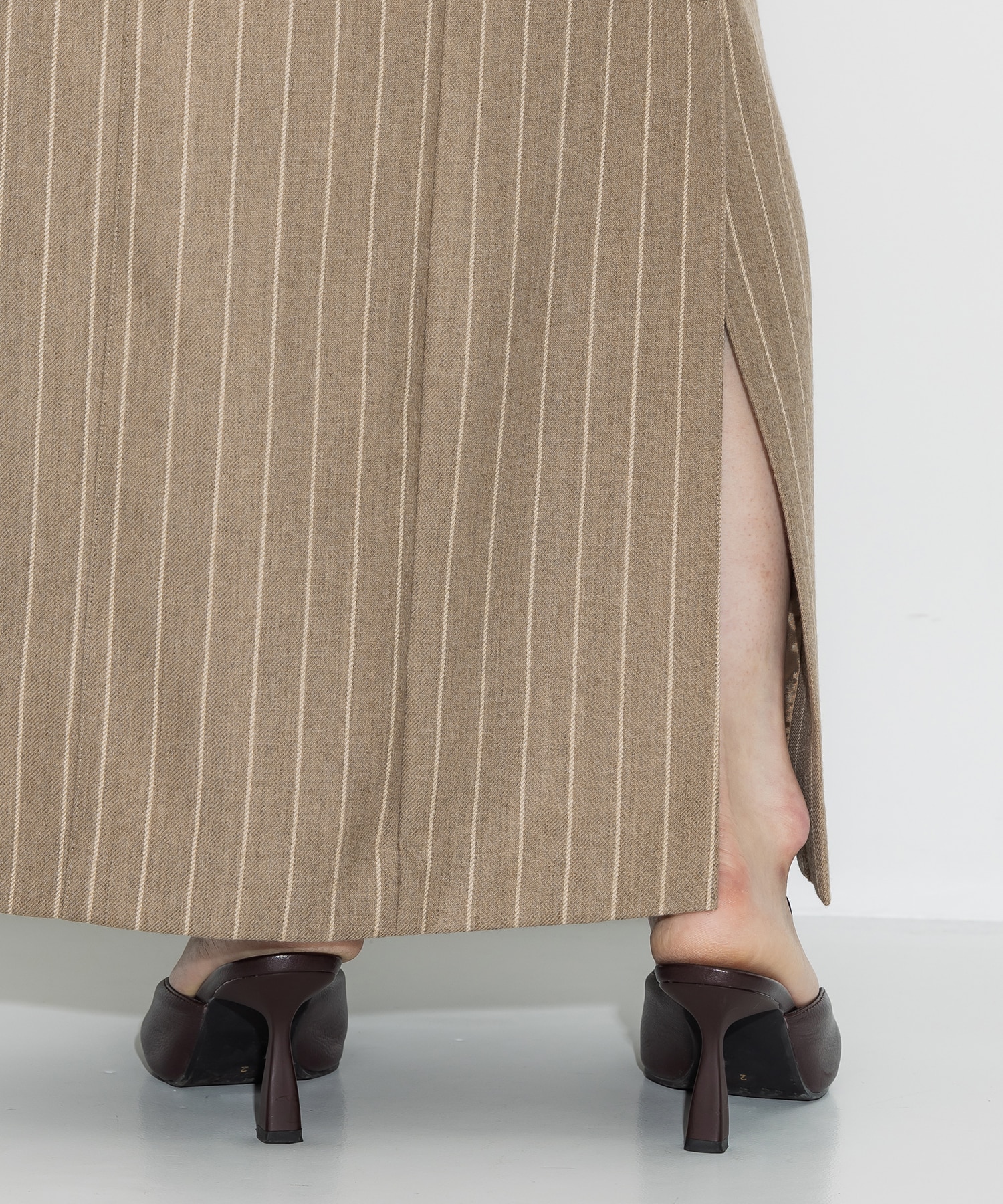 Side Vents Pencil Skirt STUDIOUS