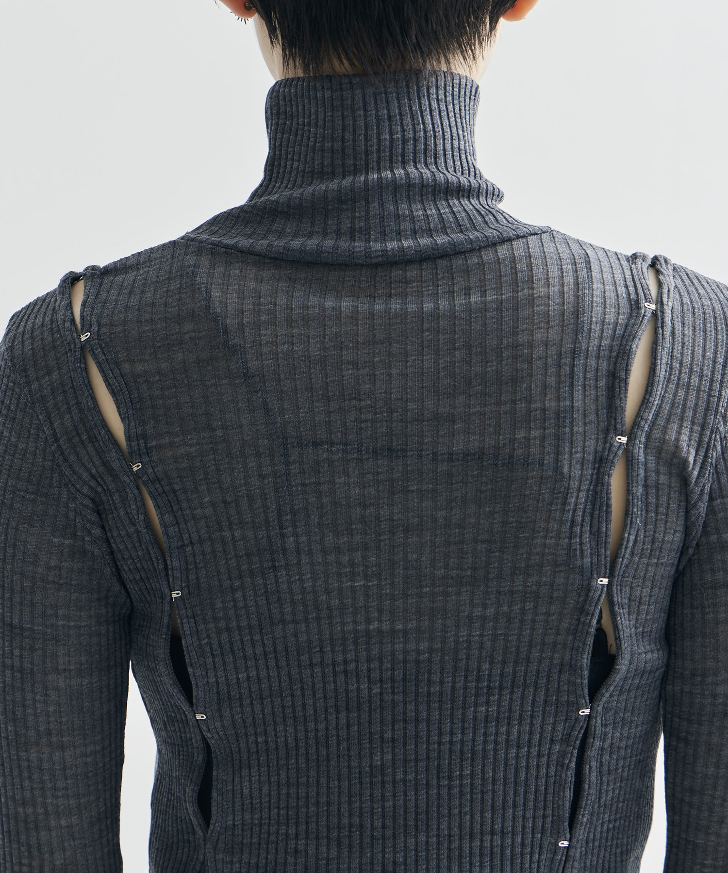 WOOL RIB HI-NECK TOP WITH HOOK JOHN LAWRENCE SULLIVAN