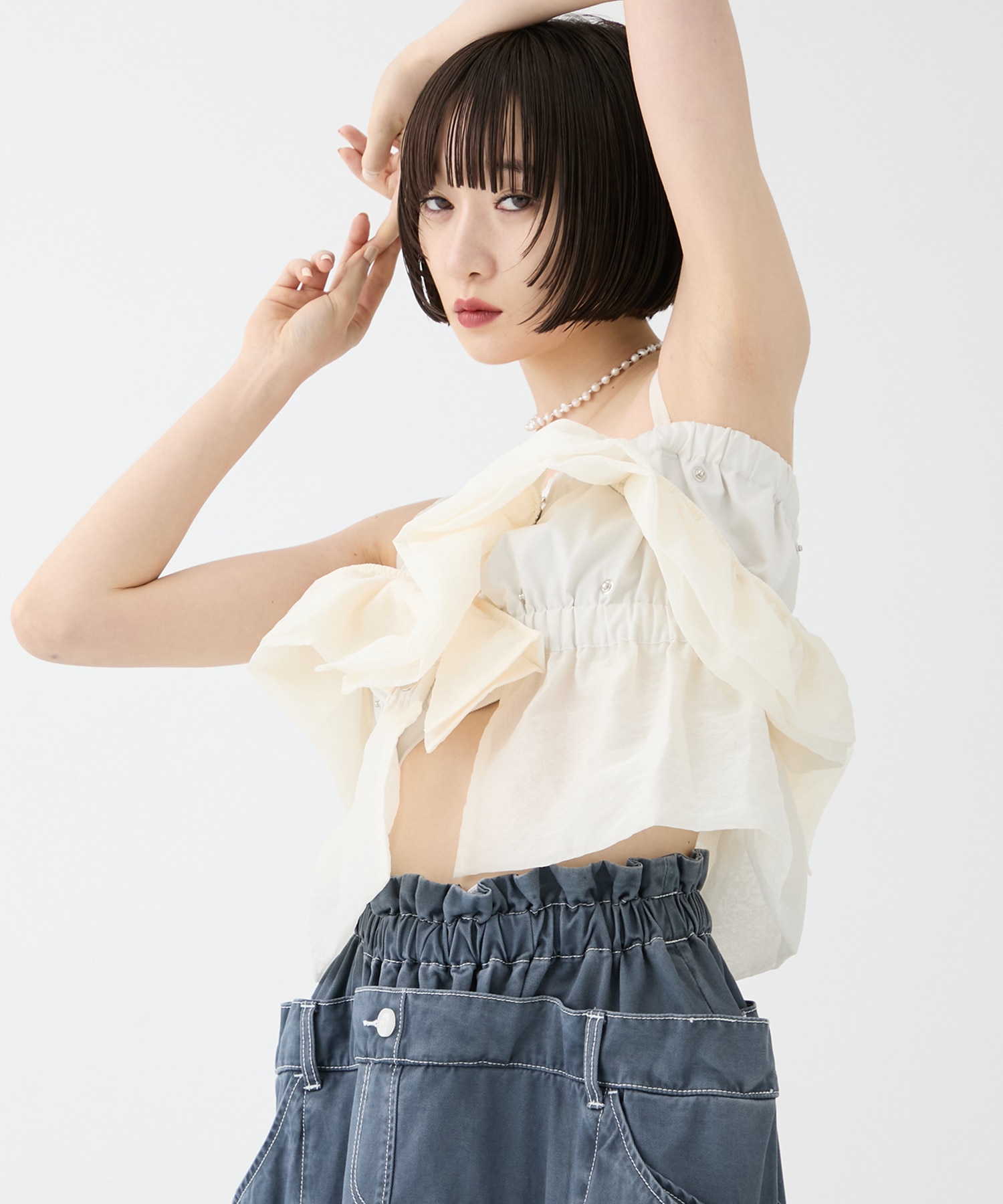 別注frower frill vest HOUGA
