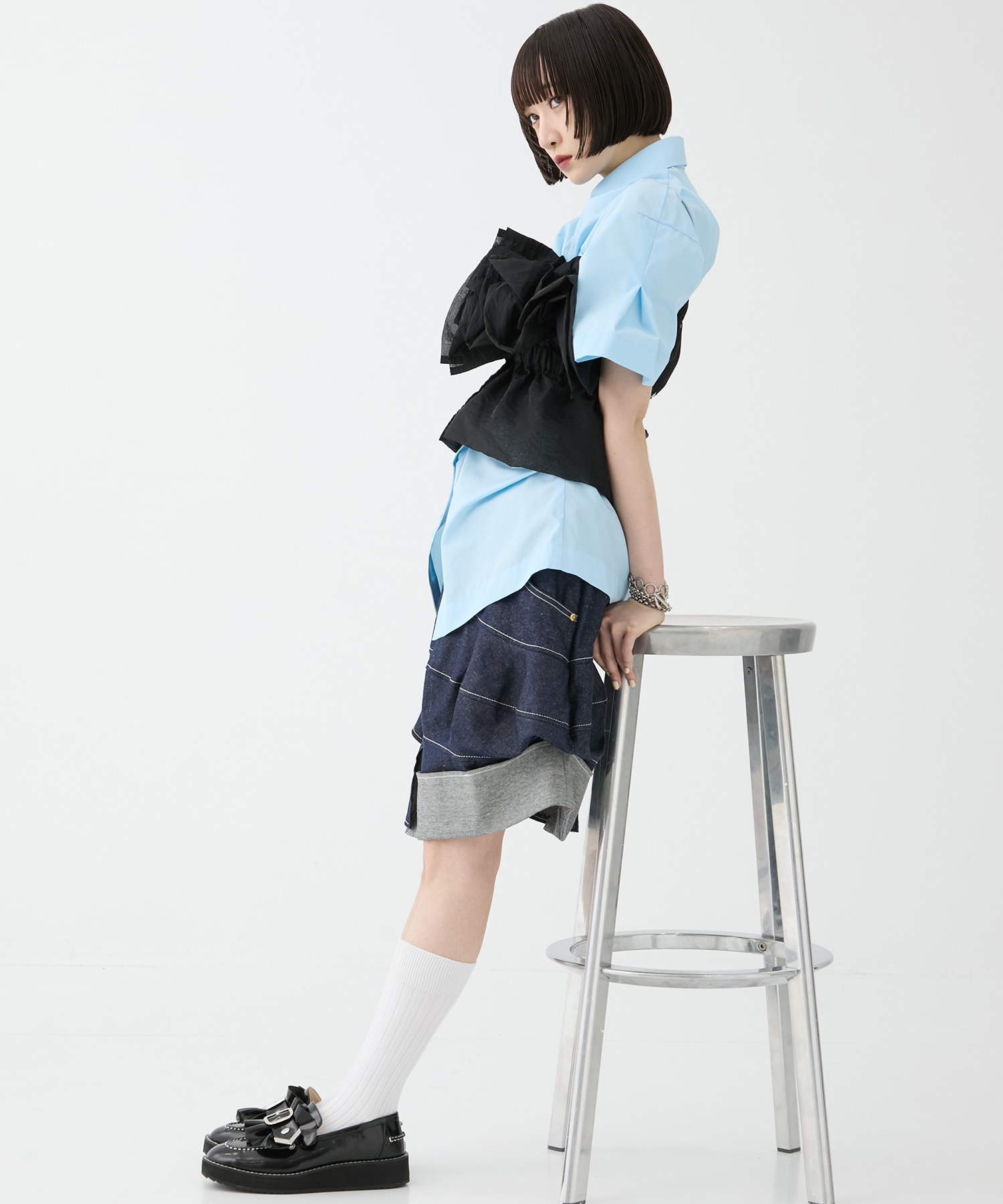 別注frower frill vest HOUGA