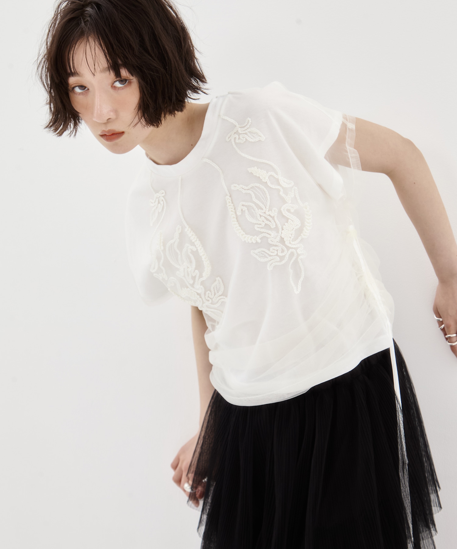 EX.embroidered tulle layered tops MURRAL