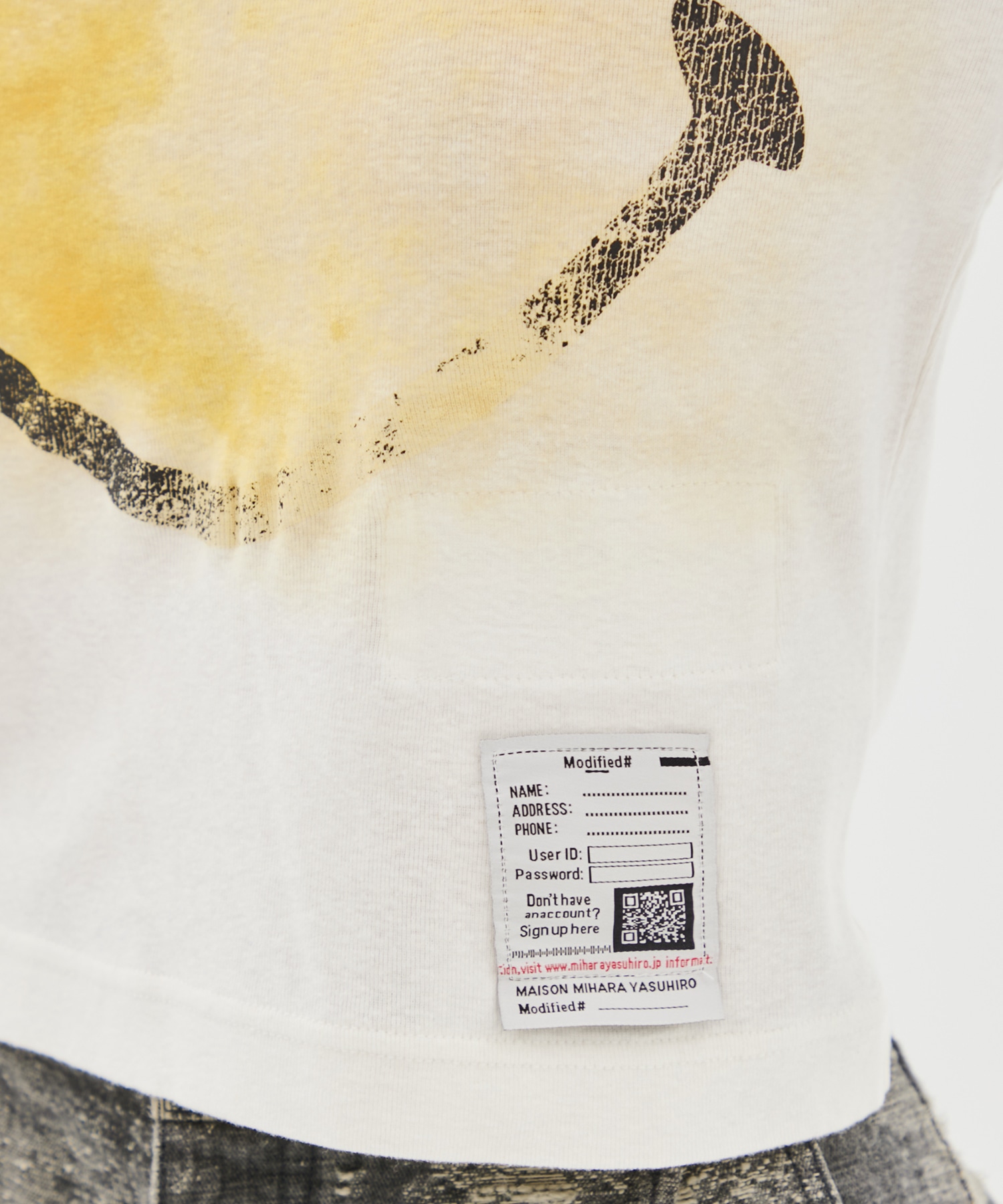 SMILY FACE PRINTED MINI TEE Maison MIHARA YASUHIRO