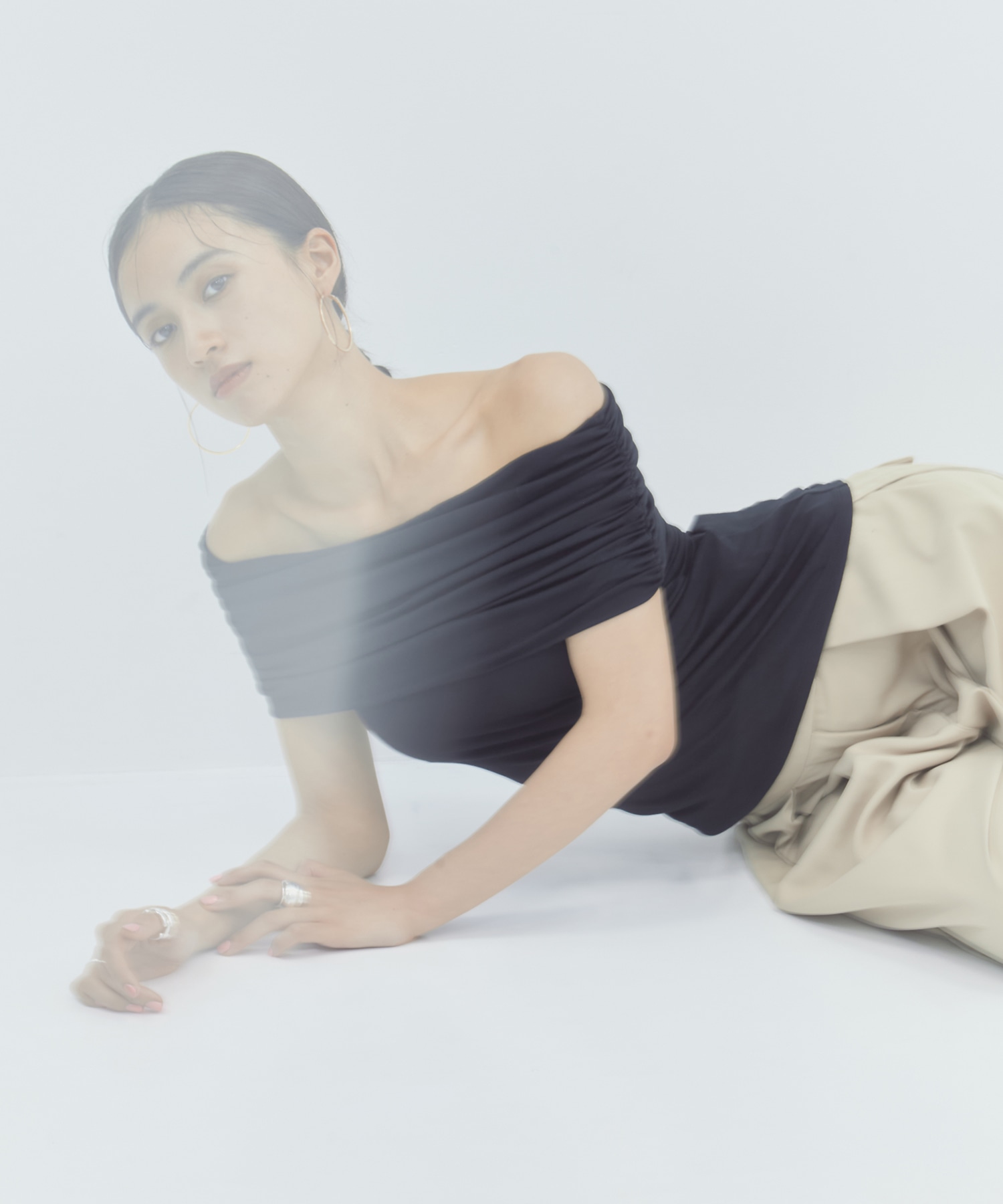 別注OFF SHOULDER TOPS determ