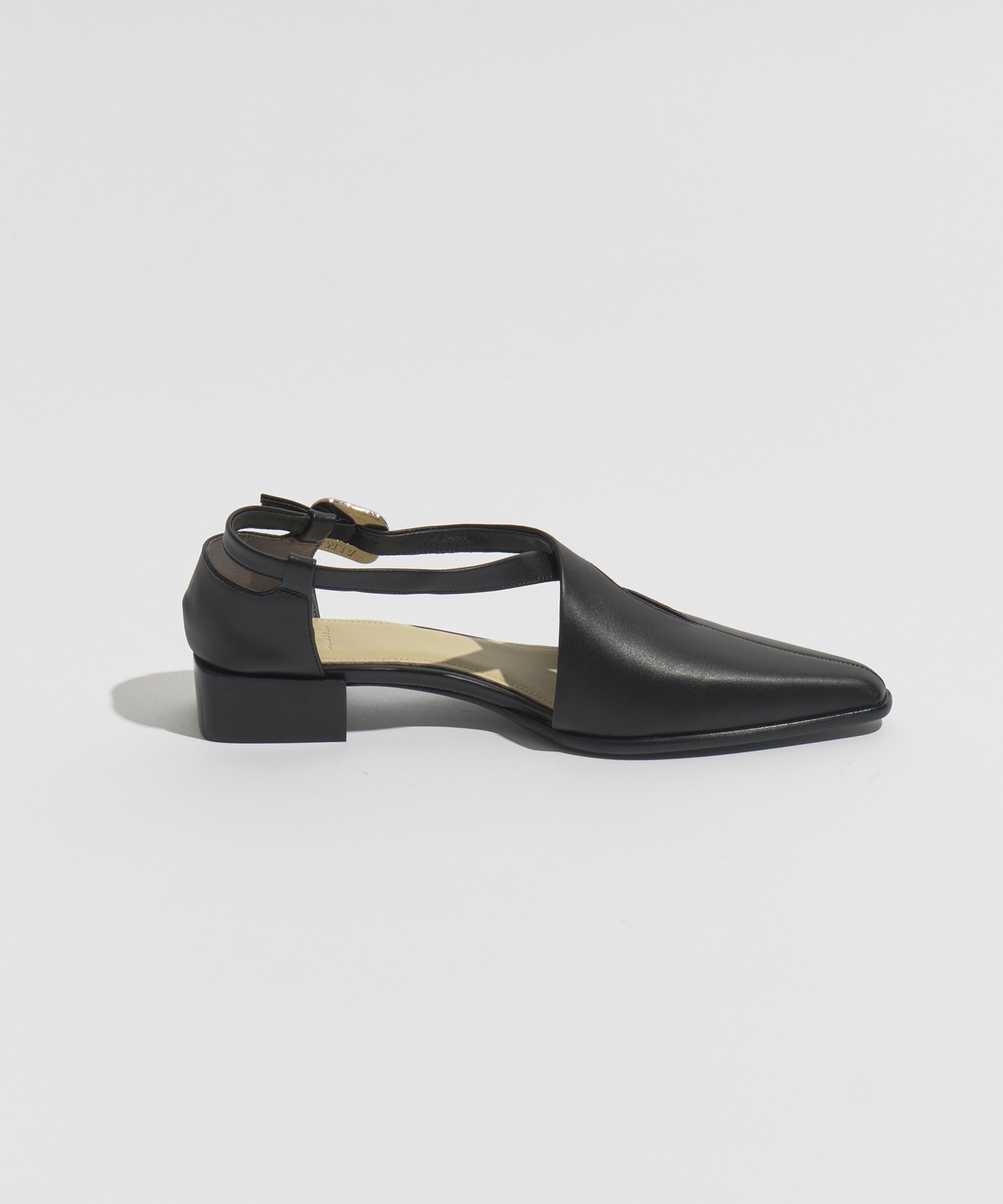 EIN LEATHER PUMPS ALM