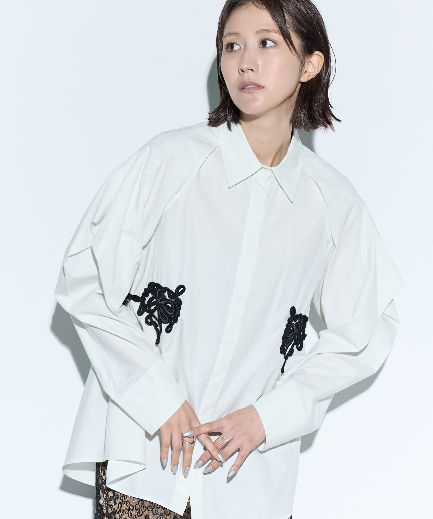 Trillium embroidered shirt MURRAL