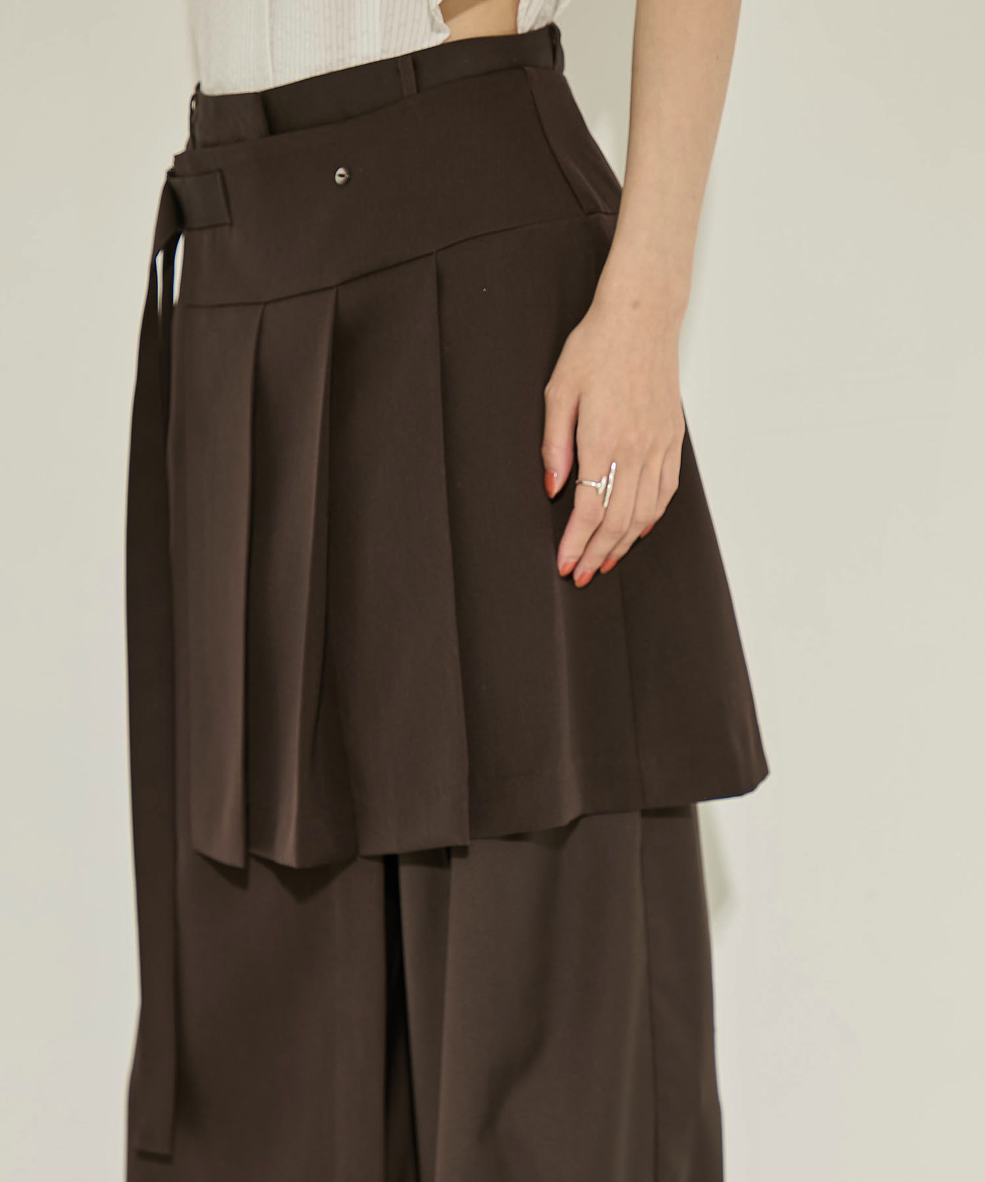 Asymmetry Pleats SKT UJOH
