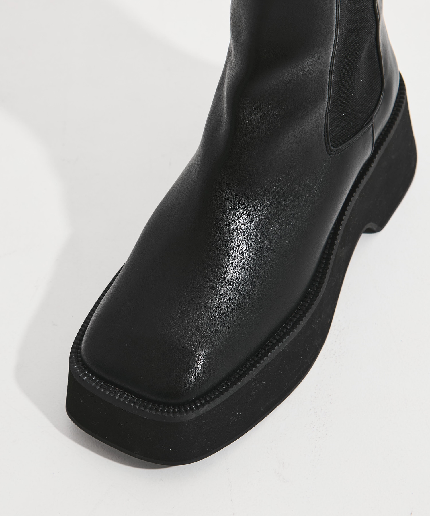Square Toe Boots STUDIOUS