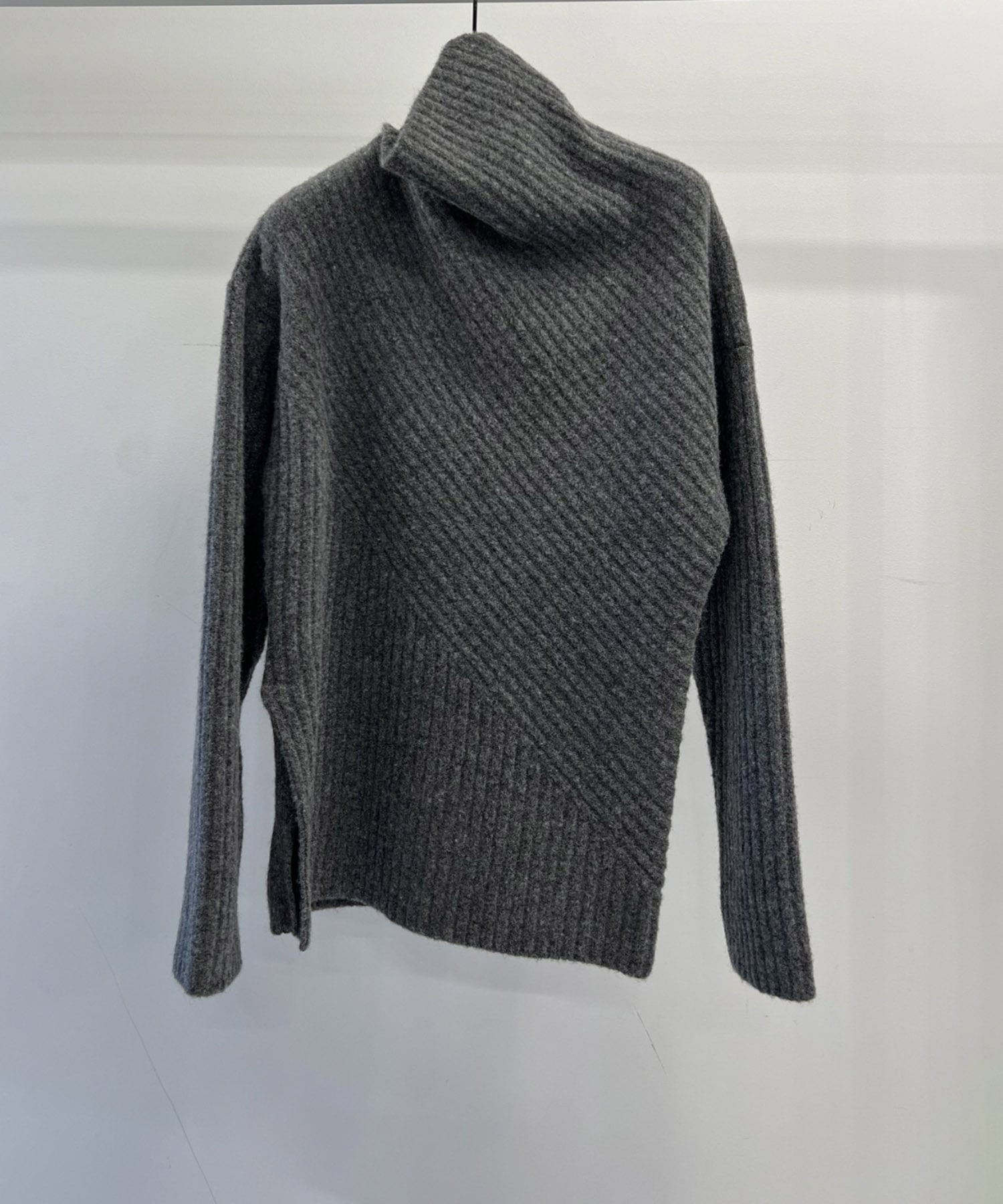 Unbalance Knit UJOH