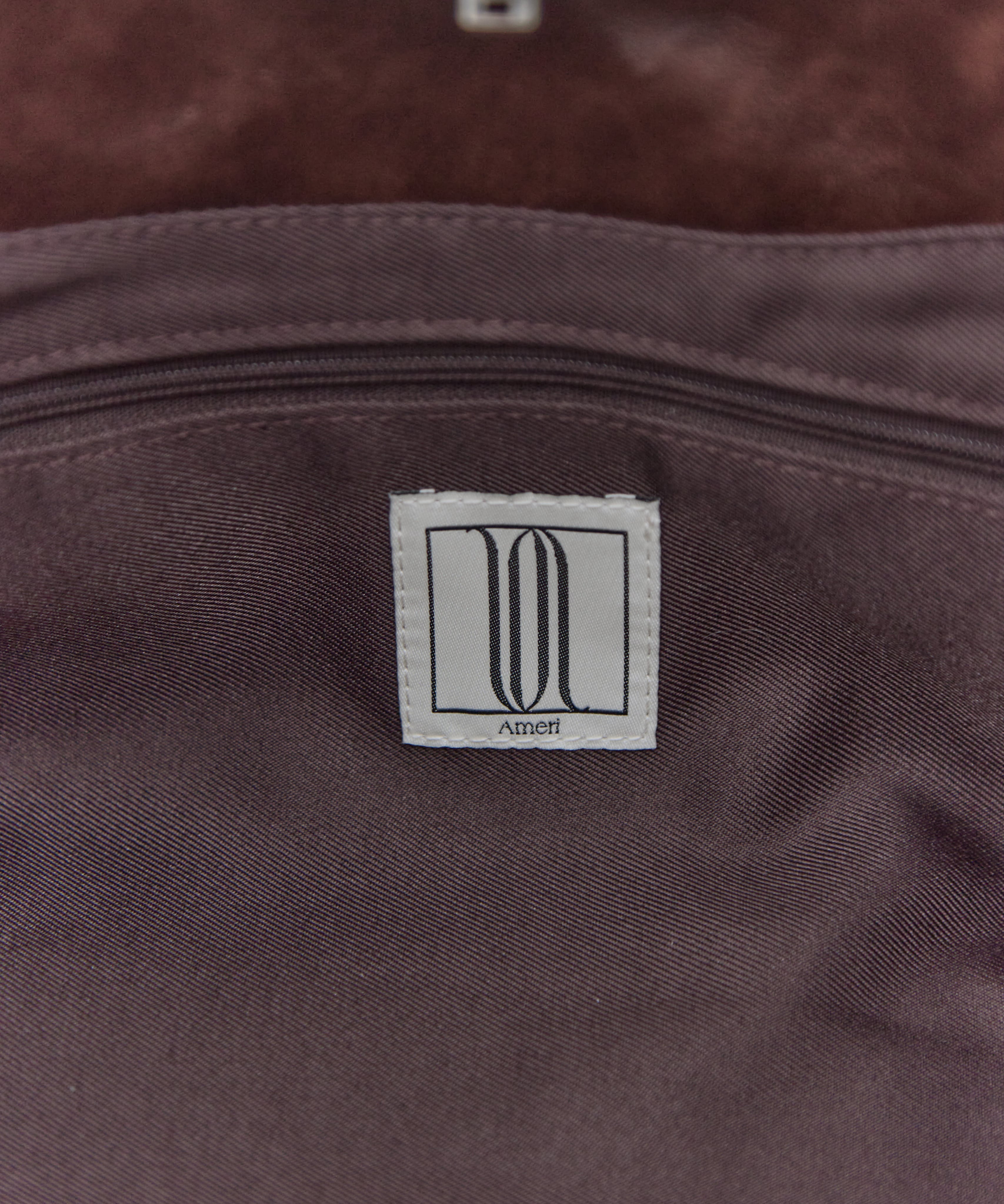 UND PARTS ACCENT ONE HANDLE BAG AMERI