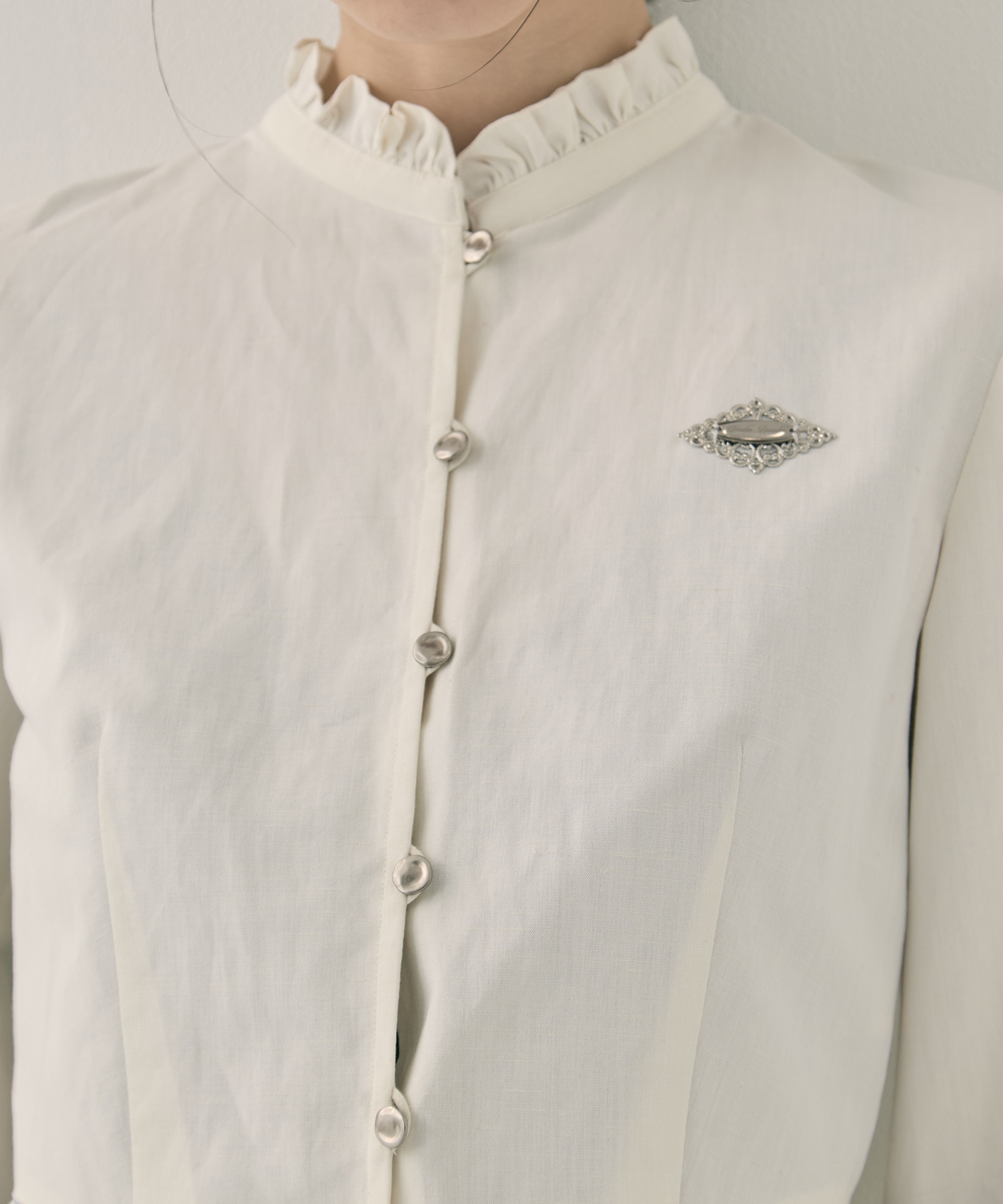 back curtain cropped blouse tanakadaisuke