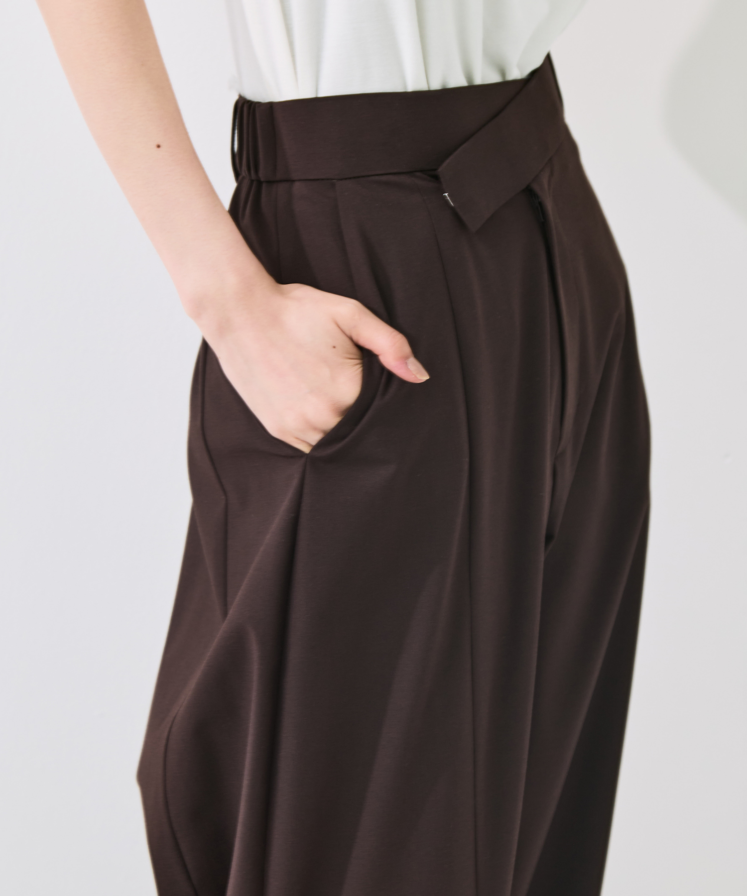 Soft Barrel Leg Flap Cargo Trousers STUDIOUS