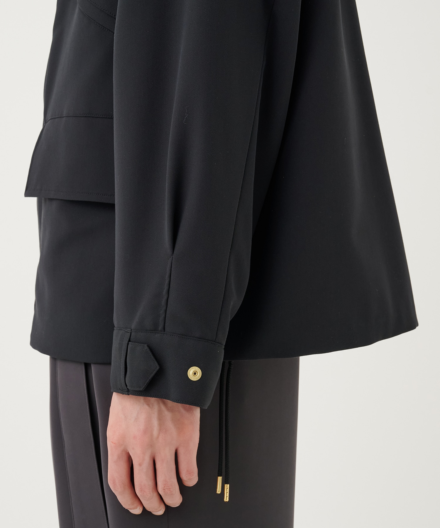Dry Karsey Removable Sleeves Drawstring Short Coat CULLNI