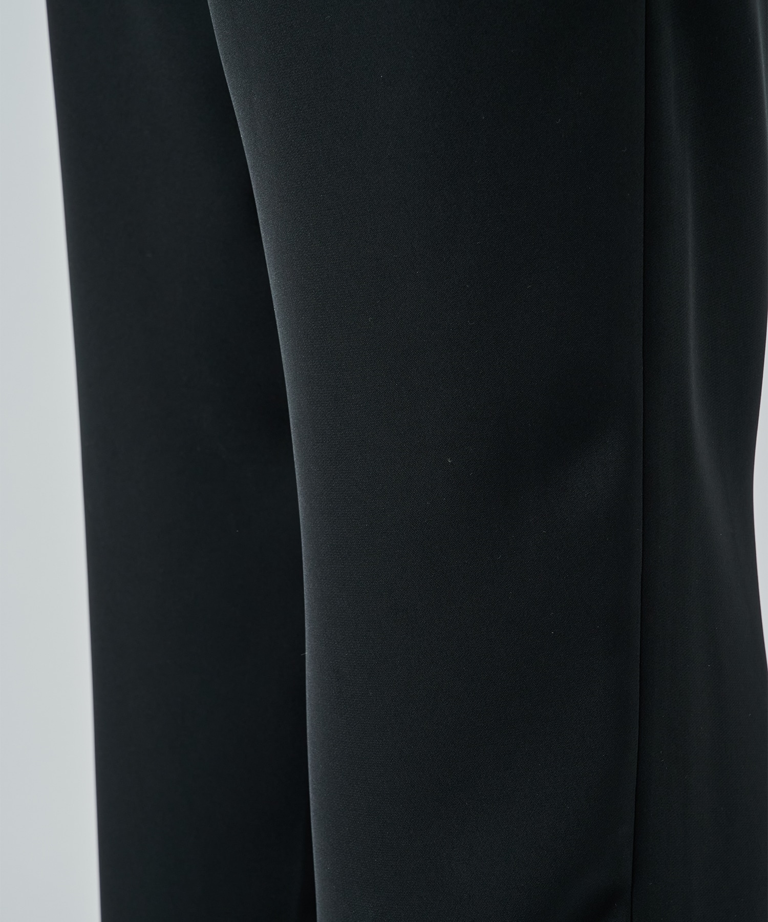 Dry Double Satin 1Tuck Pant with Long Belt CULLNI