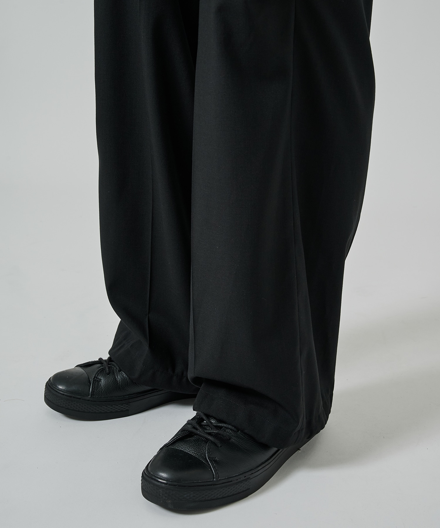 COOL WOOL CARGO PANTS STUDIOUS