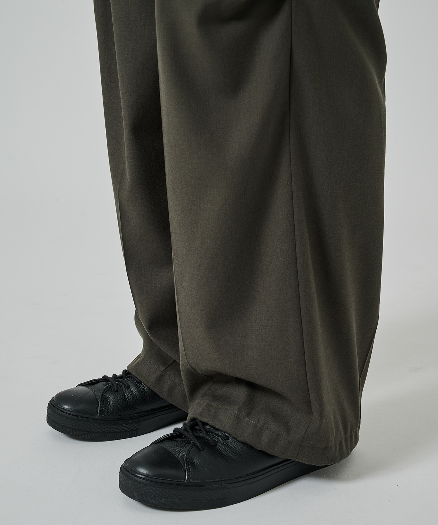COOL WOOL CARGO PANTS STUDIOUS
