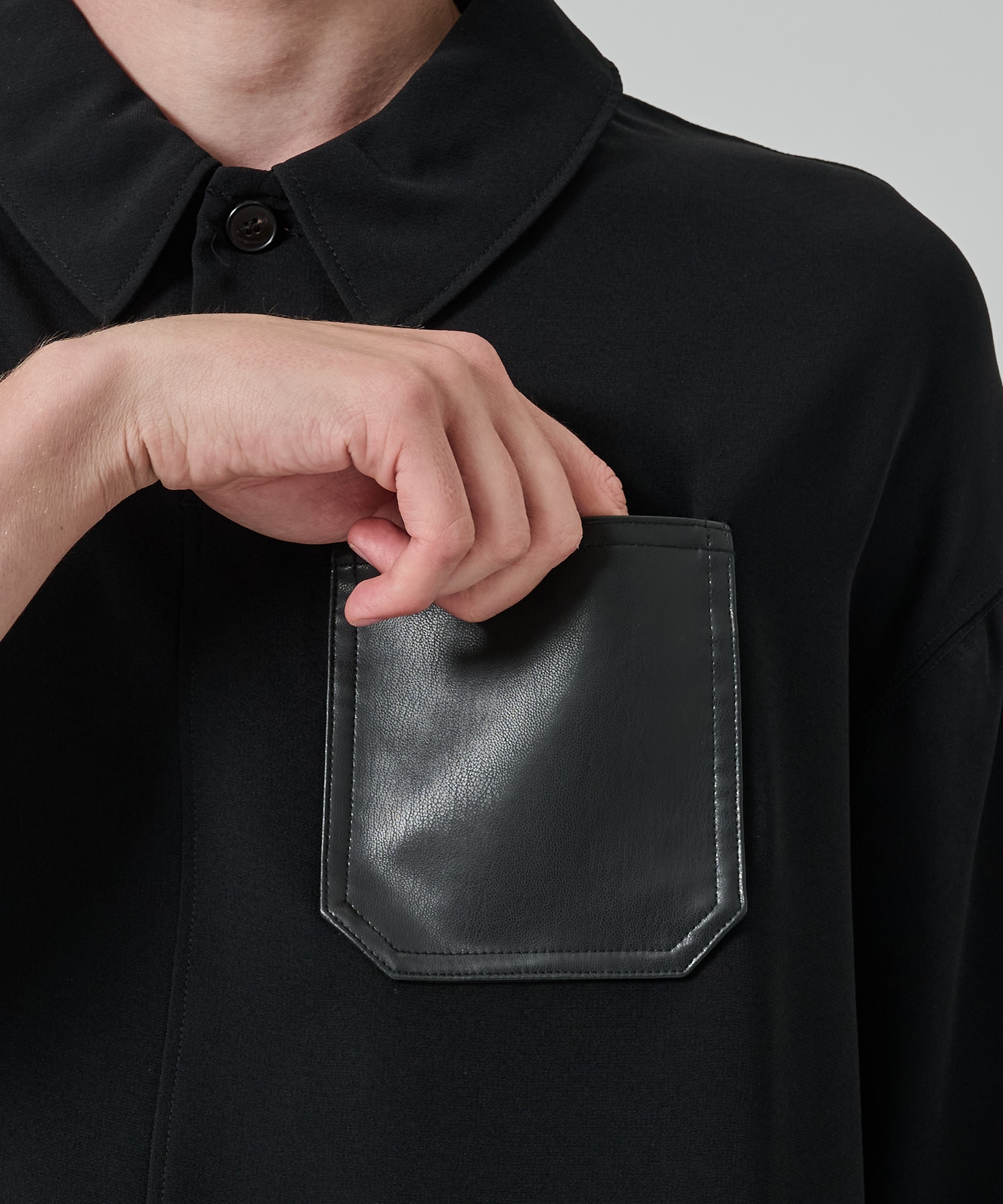 SUMMER ESSENTIAL DRAWCORD POLO STUDIOUS