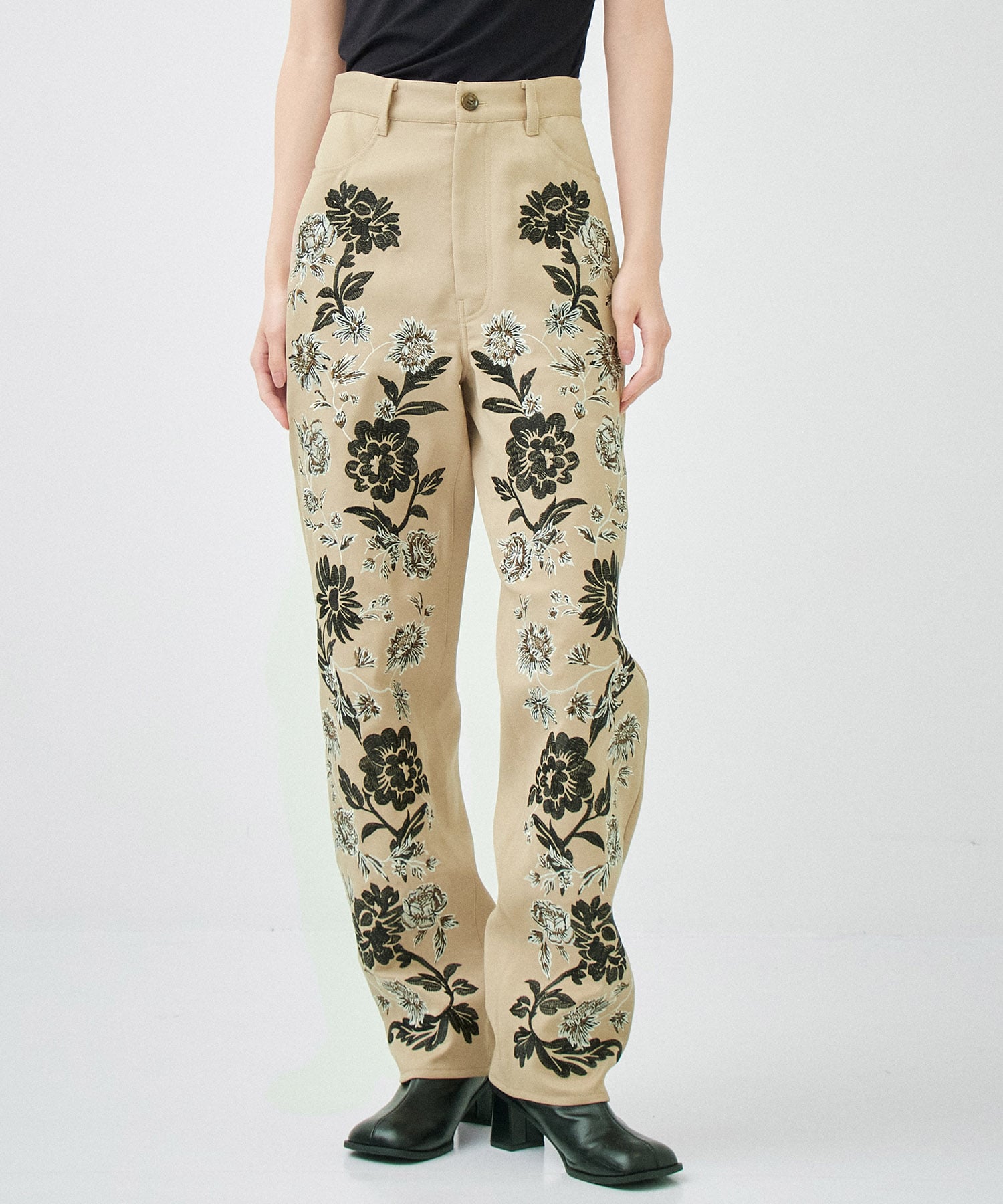 FLOWER EMBROIDERY PANTS CLANE