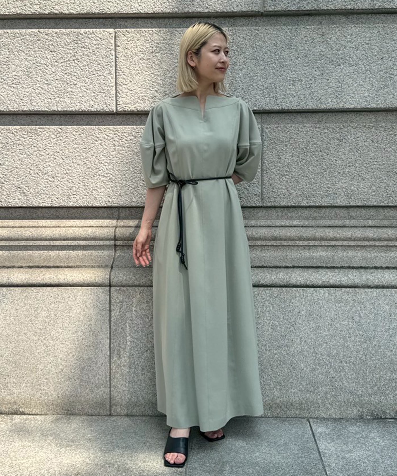 Sesilia lantan sleeve dress GR AKIRANAKA