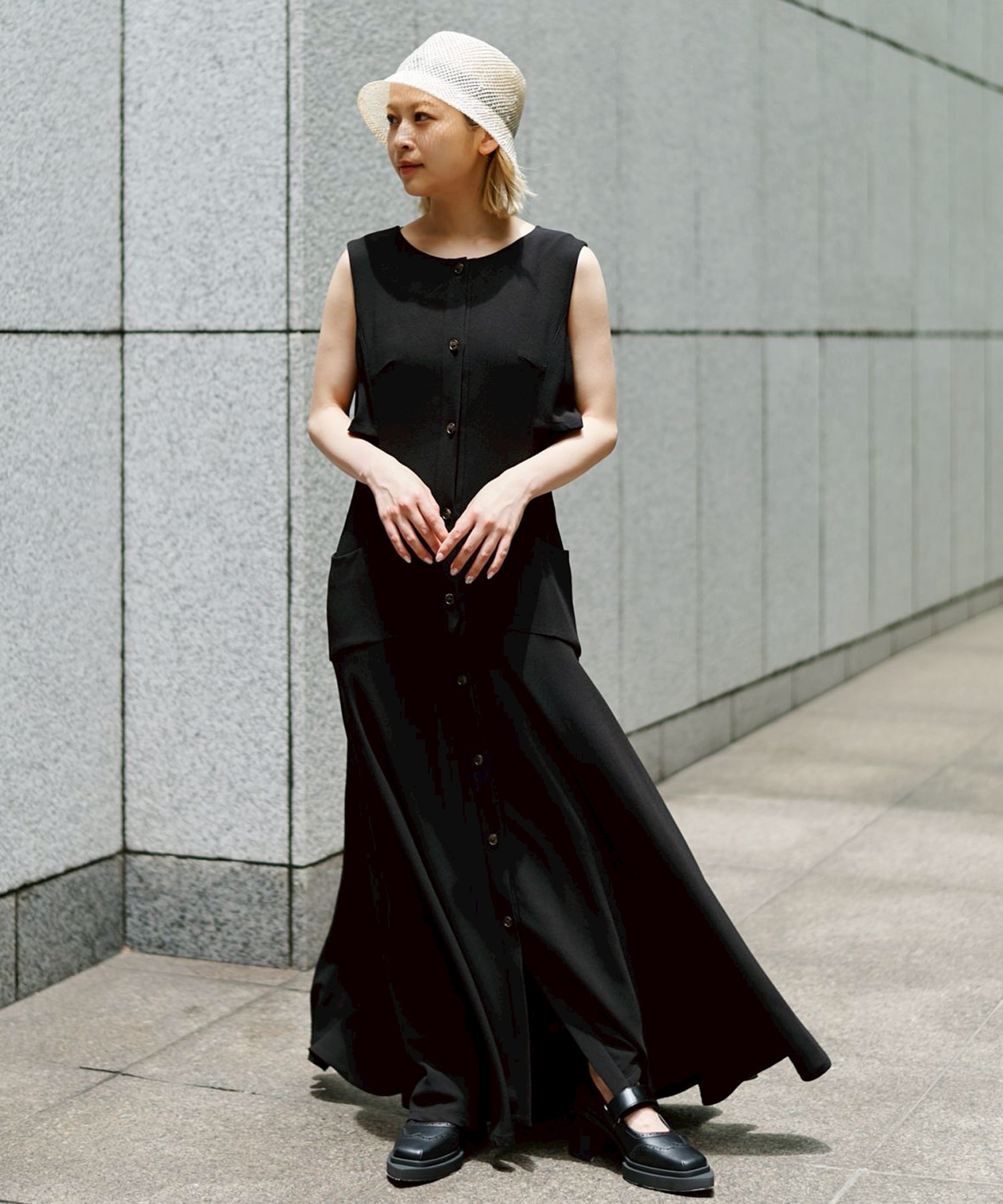 Stiina back cape dress BK AKIRANAKA
