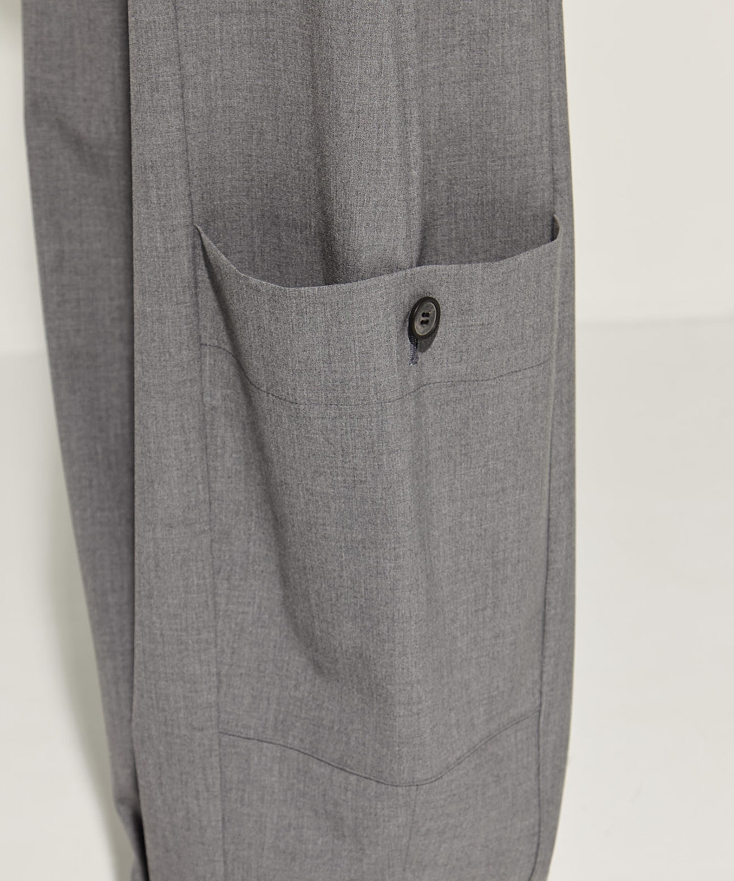 Barrel Leg Cargo Trousers STUDIOUS