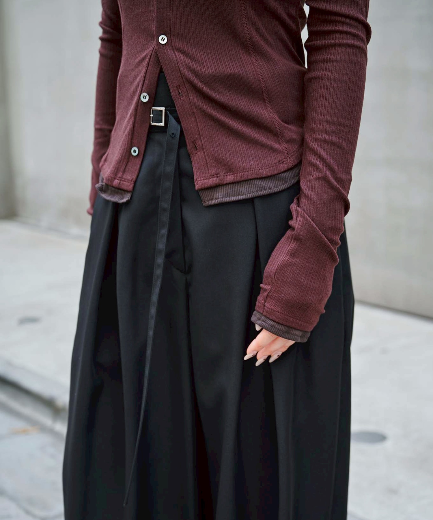Back Asymmetry Chino Pants STUDIOUS