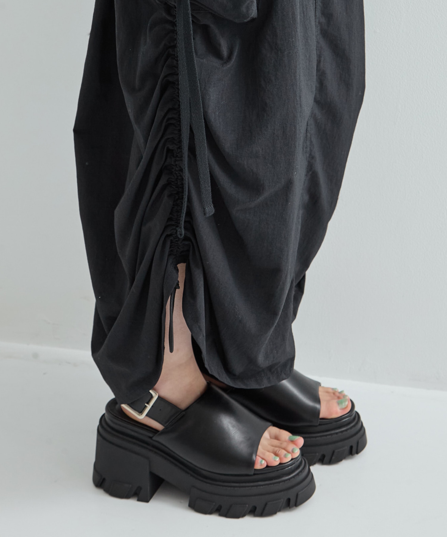 Drawstring Cargo Skirt STUDIOUS