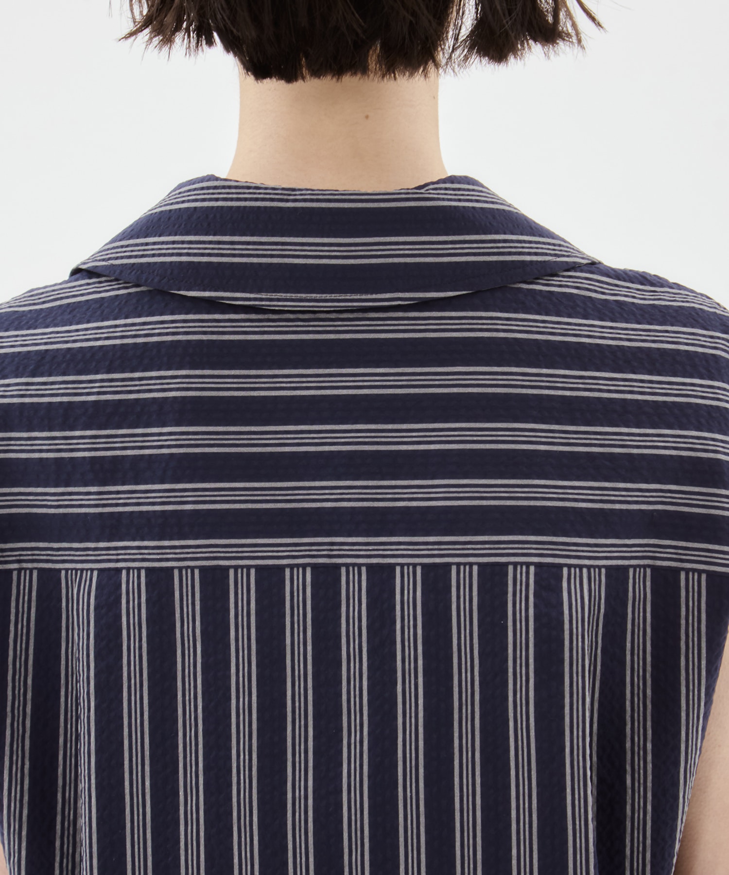 Seersucker Sleeveless Shirt STUDIOUS
