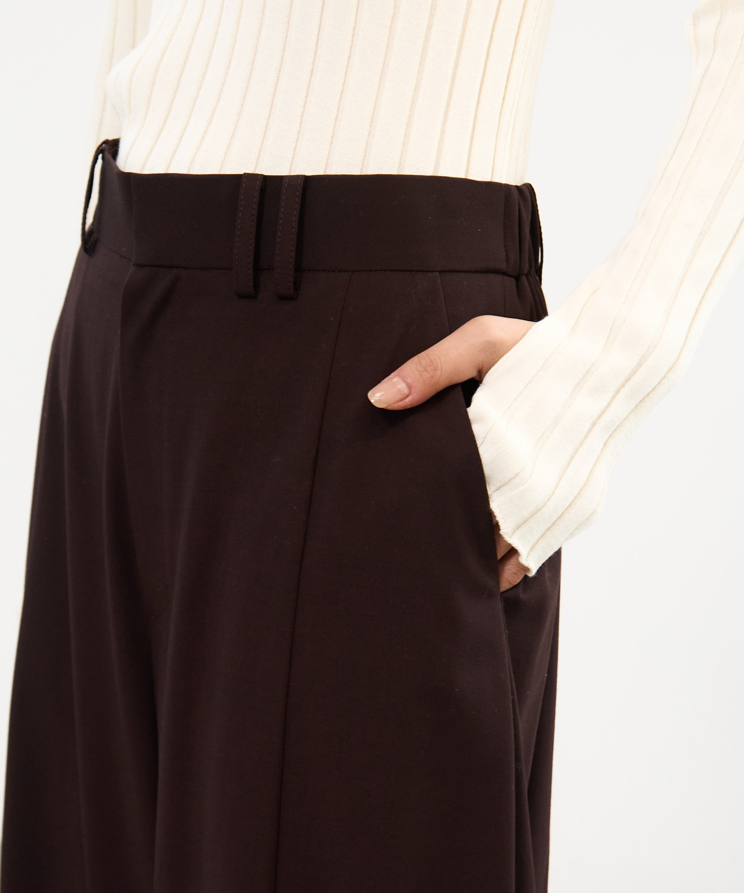 Soft Barrel Leg Cargo Trousers 