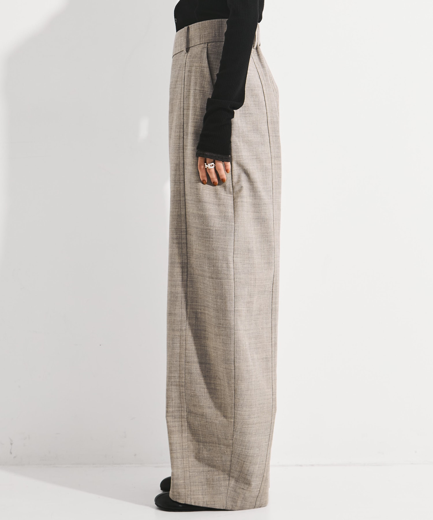 Wool Barrel Leg Trousers STUDIOUS