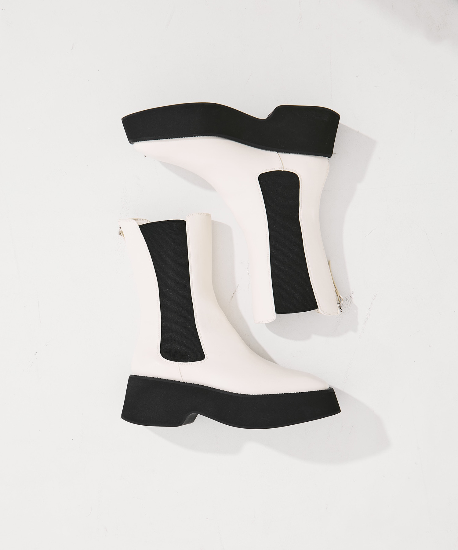 Square Toe Boots STUDIOUS