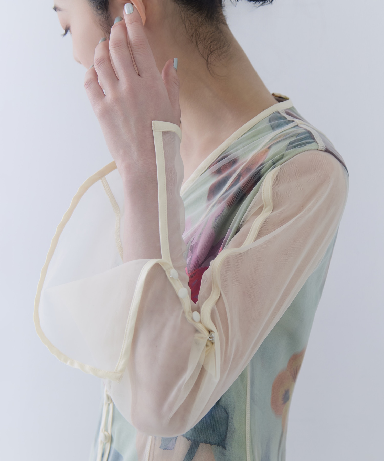 UND GRACE CHIFFON VEIL DRESS AMERI